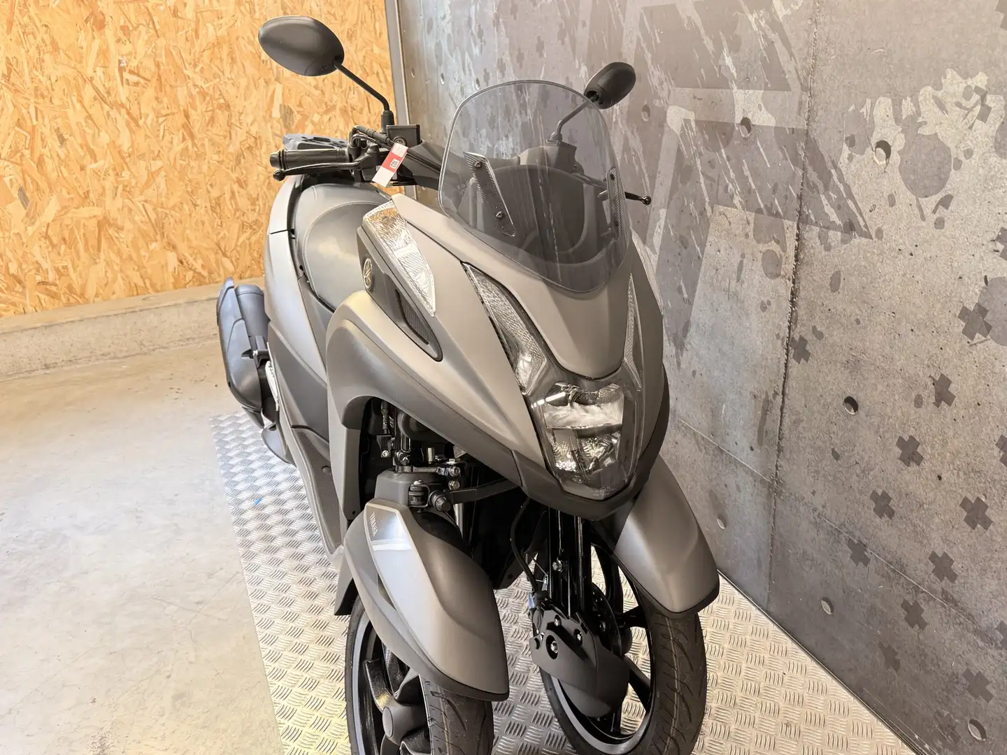 Yamaha TriCity Grijs - 2