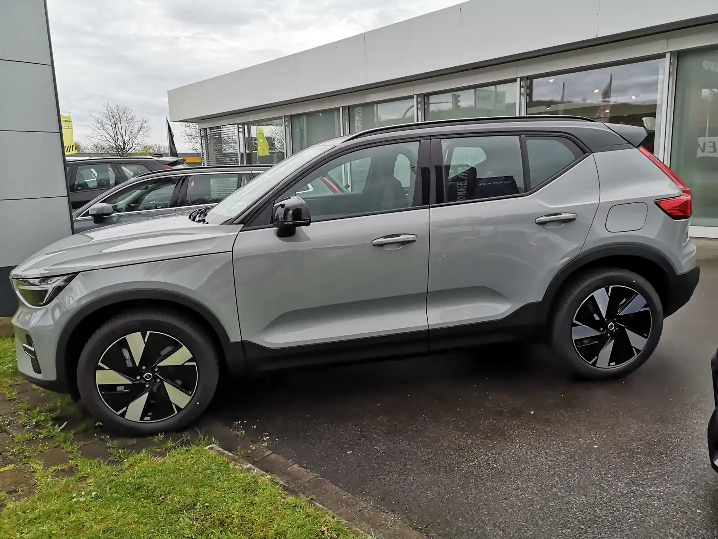 Volvo XC40 XC40 Recharge Single Plus | WINTER PAKET | MET | Grigio - 2