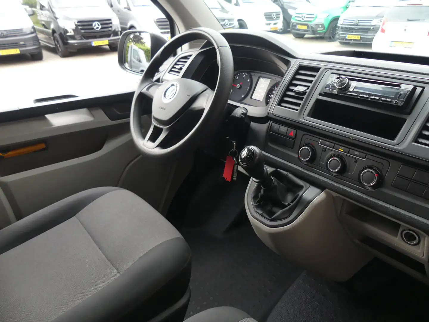 Volkswagen T6 Transporter 2.0 TDI / Licht metaal / Airco Wit - 2