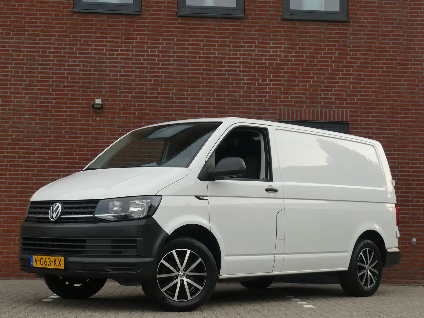 Volkswagen T6 Transporter 2.0 TDI / Licht metaal / Airco Wit - 1