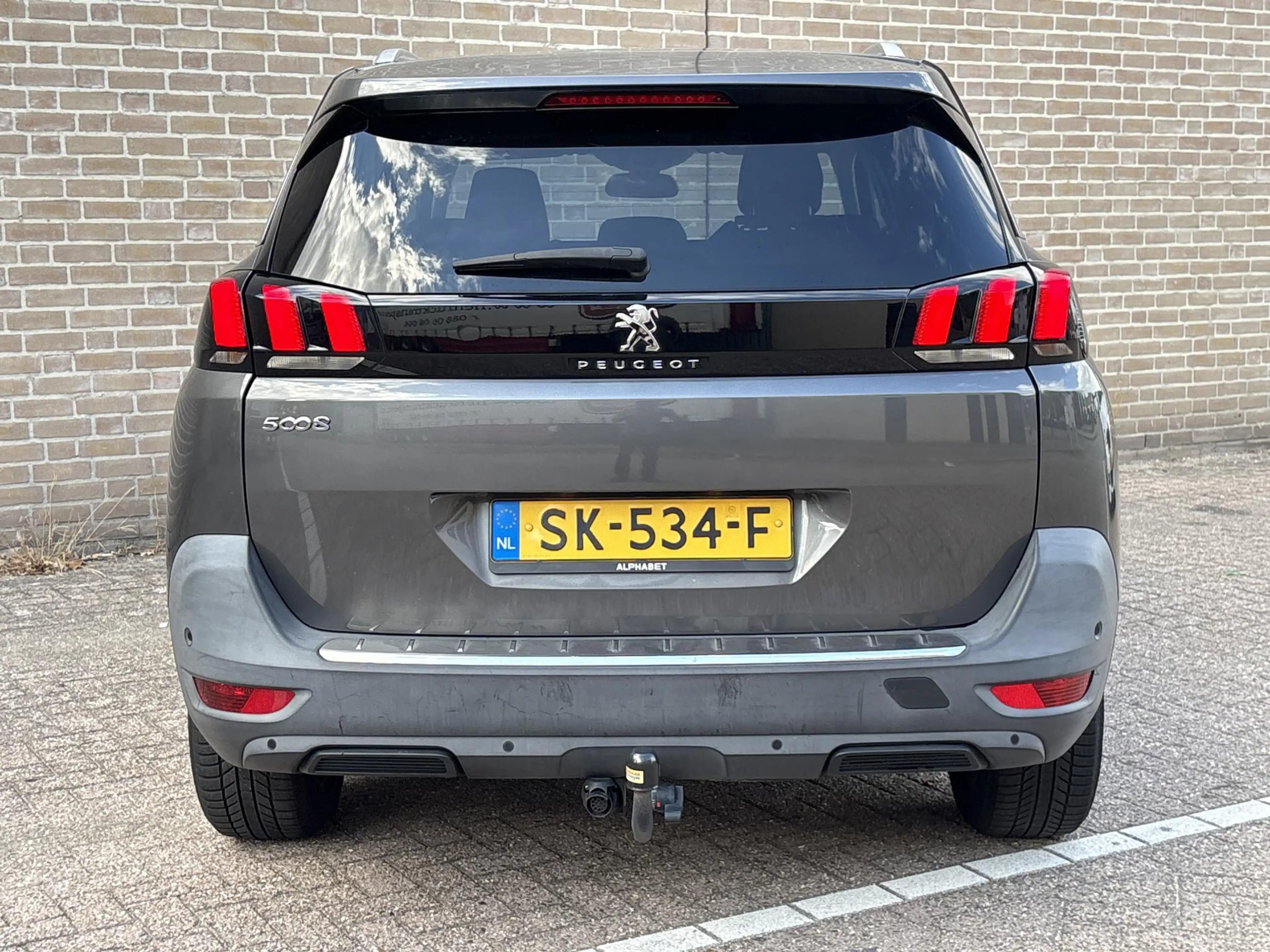 Peugeot 5008 1.2 PureTech Allure — photo 6
