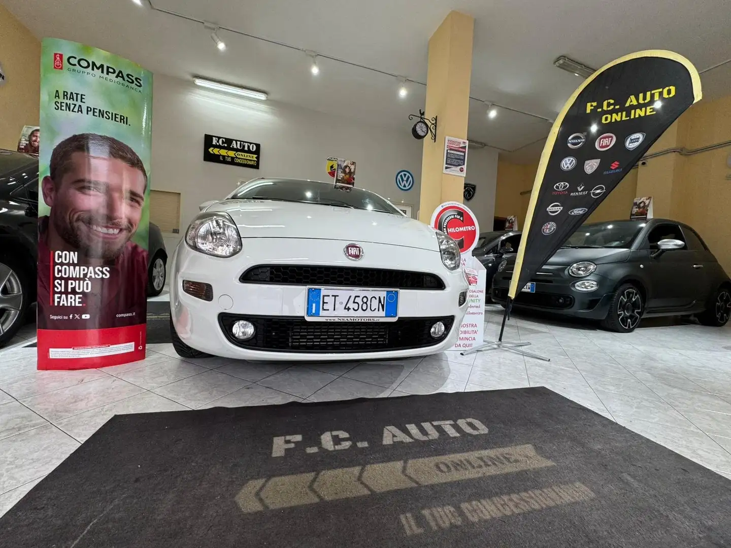 Fiat Punto Punto III 2012 5p 1.3 mjt II 16v Lounge 75cv my13 Bianco - 1