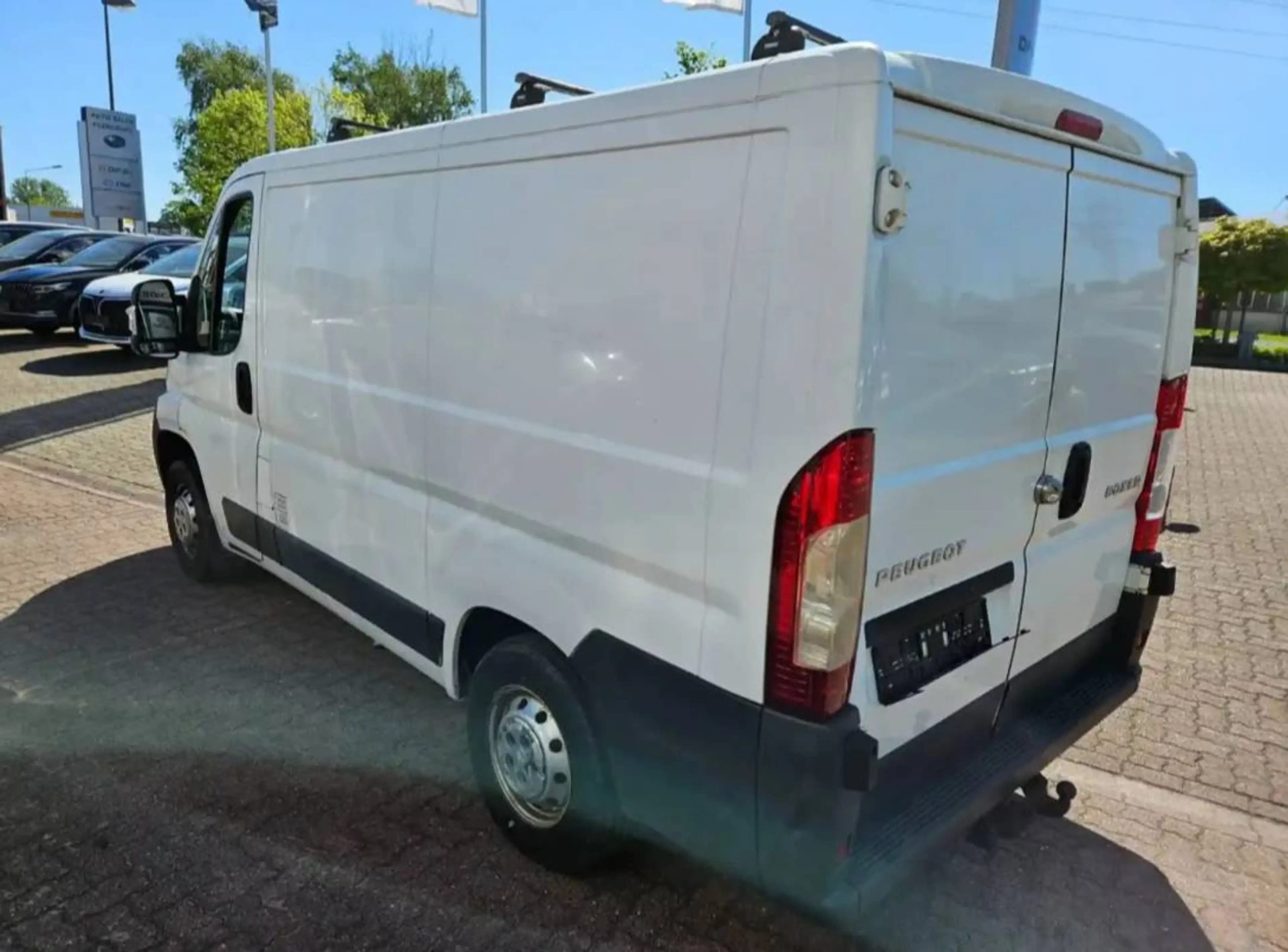 Peugeot Boxer HDi (330) TÜV Neu*Standheizung*AHK 2.500 Kg — photo 6