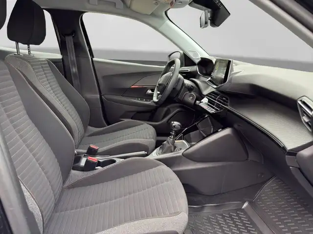 Peugeot 2008 view 9