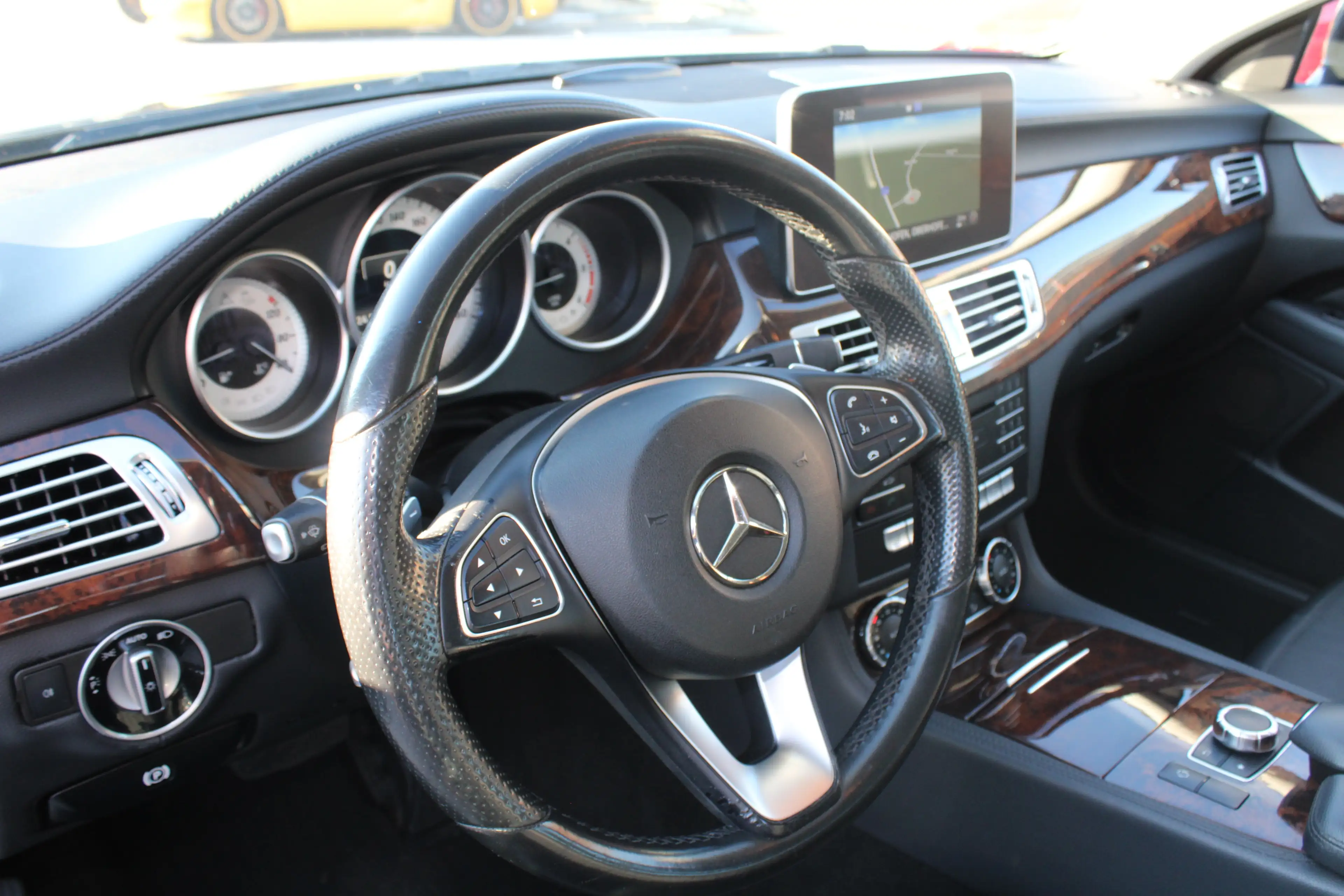 Mercedes-Benz CLS 220 CLS 220d BlueTec Avantgarde — photo 9