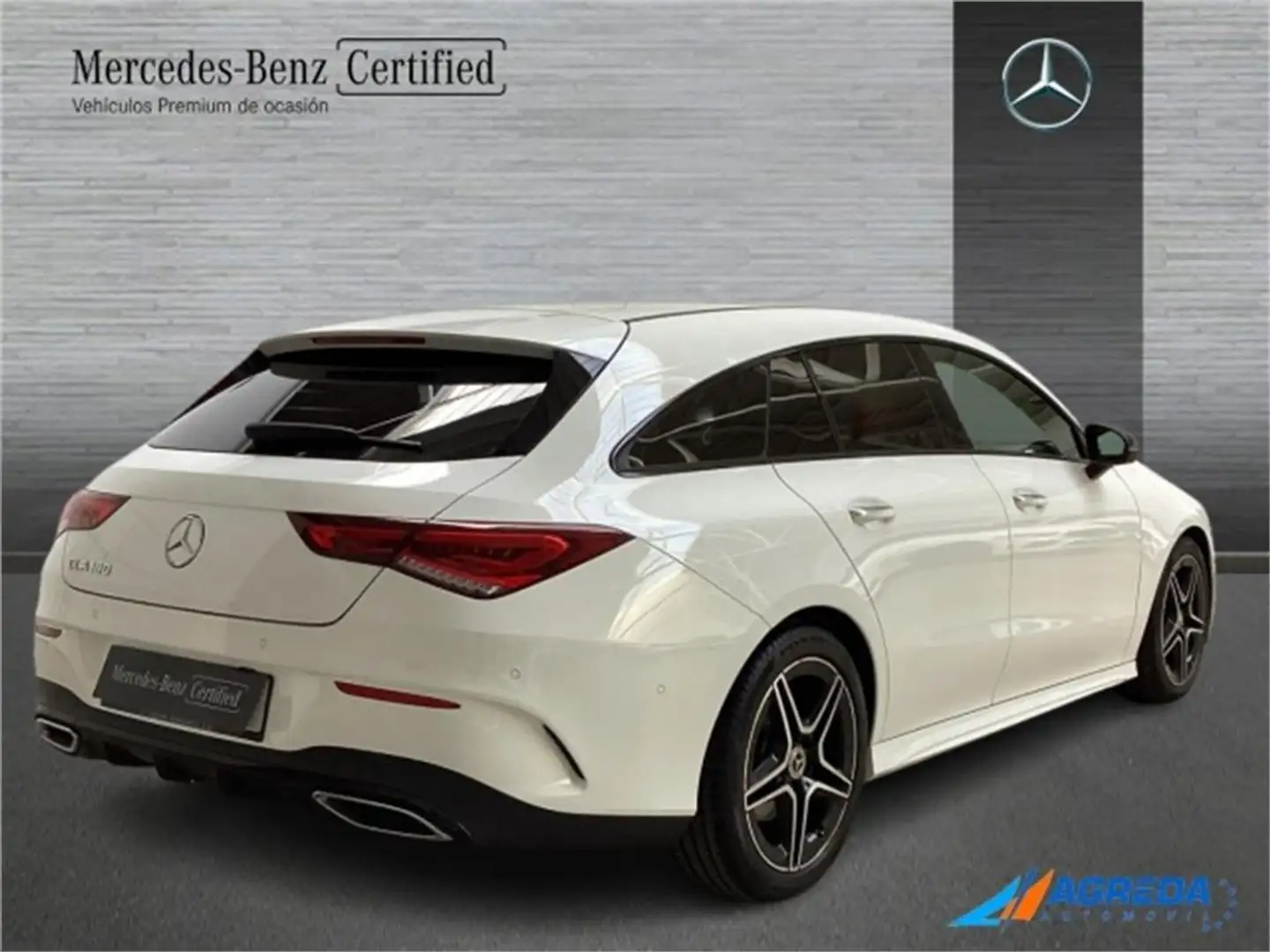 Mercedes-Benz CLA 180 Shooting Brake - 2
