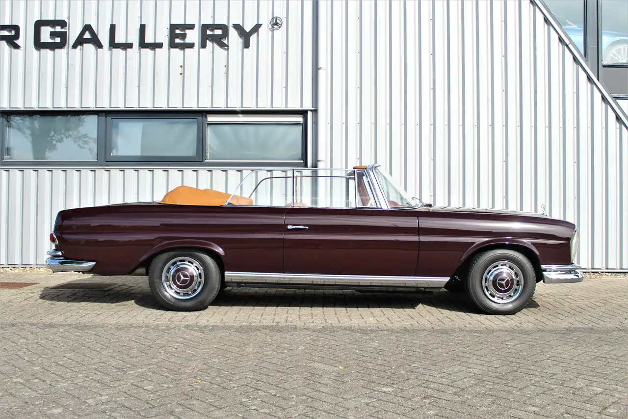 Mercedes-Benz 220 S-klasse SE W111 Cabriolet, foto 2