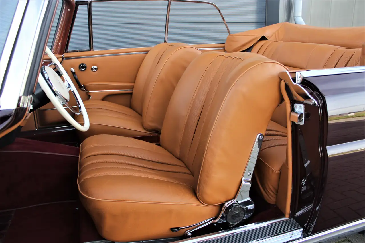 Mercedes-Benz 220 S-klasse SE W111 Cabriolet, foto 6