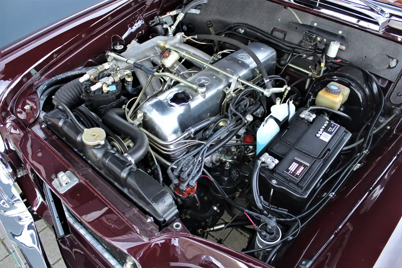 Mercedes-Benz 220 S-klasse SE W111 Cabriolet, foto 8