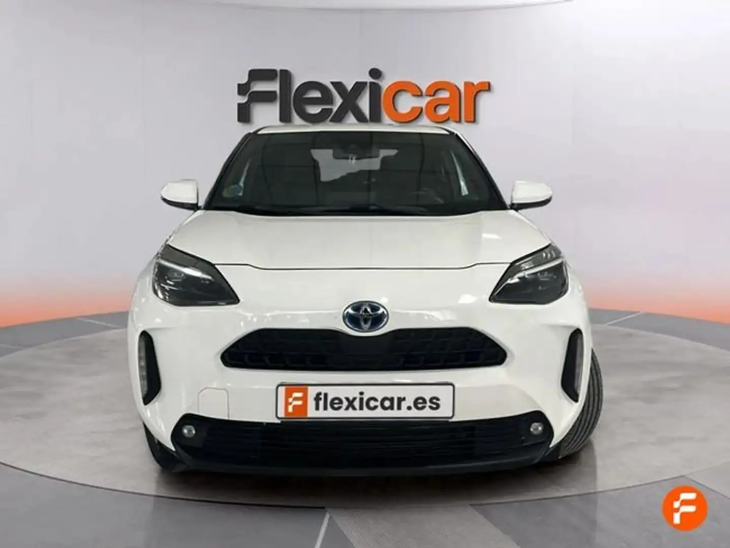 Toyota Yaris Cross 120H Style Blanco - 2