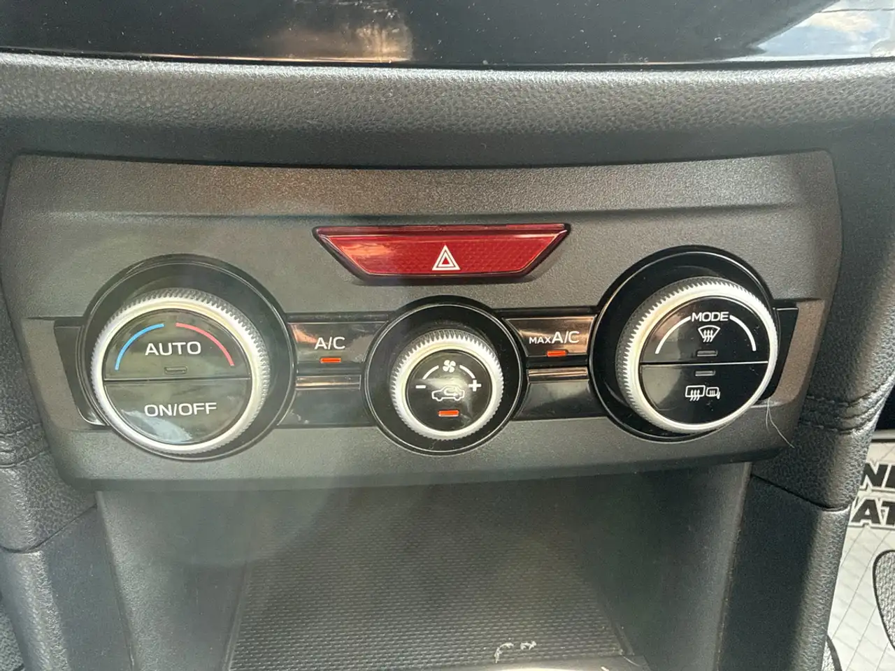 Subaru Crosstrek photo Subaru Crosstrek