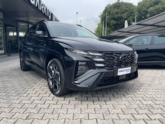 Hyundai Tucson view 3