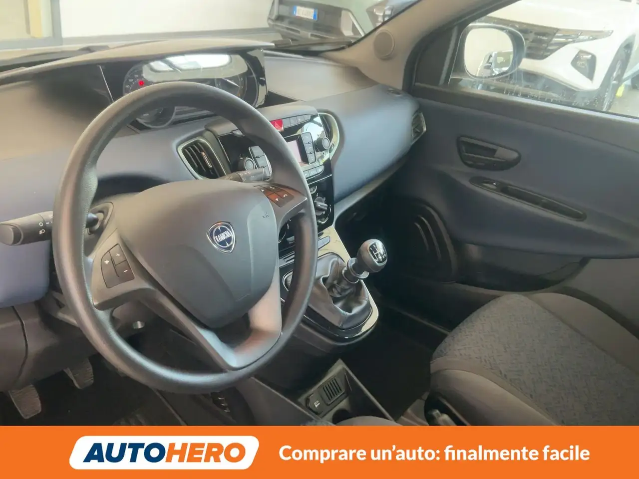 Lancia Ypsilon 2024 — фото 11