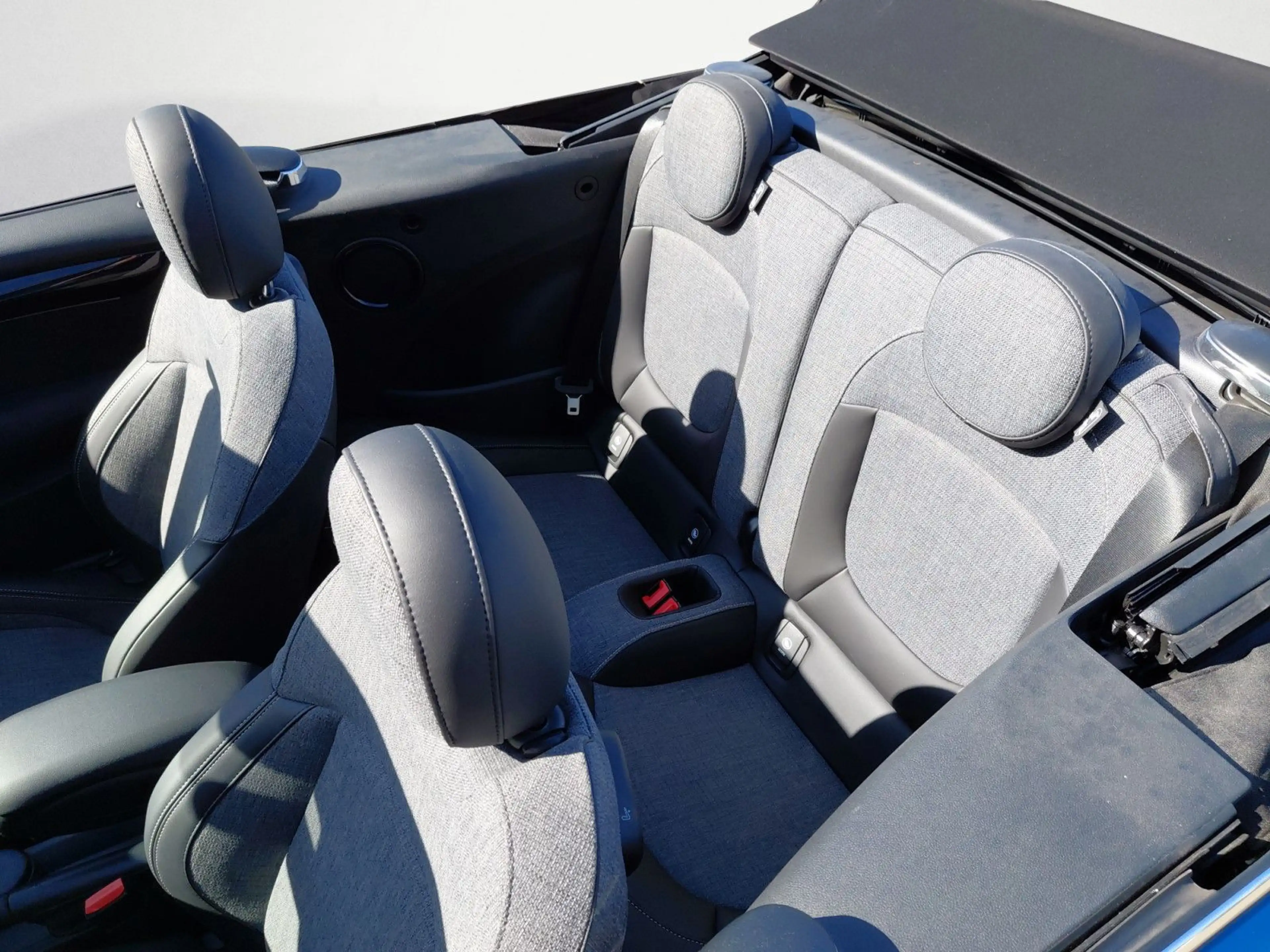MINI Cooper Cabrio Classic Trim Steptronic Klimaaut.N — photo 14