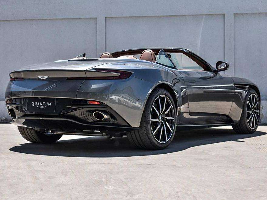 Aston Martin DB11 Volante - foto 1