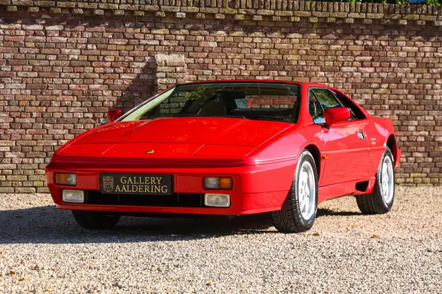 Lotus Esprit S Turbo "with the Targa sunroof" RHD. The Esprit S