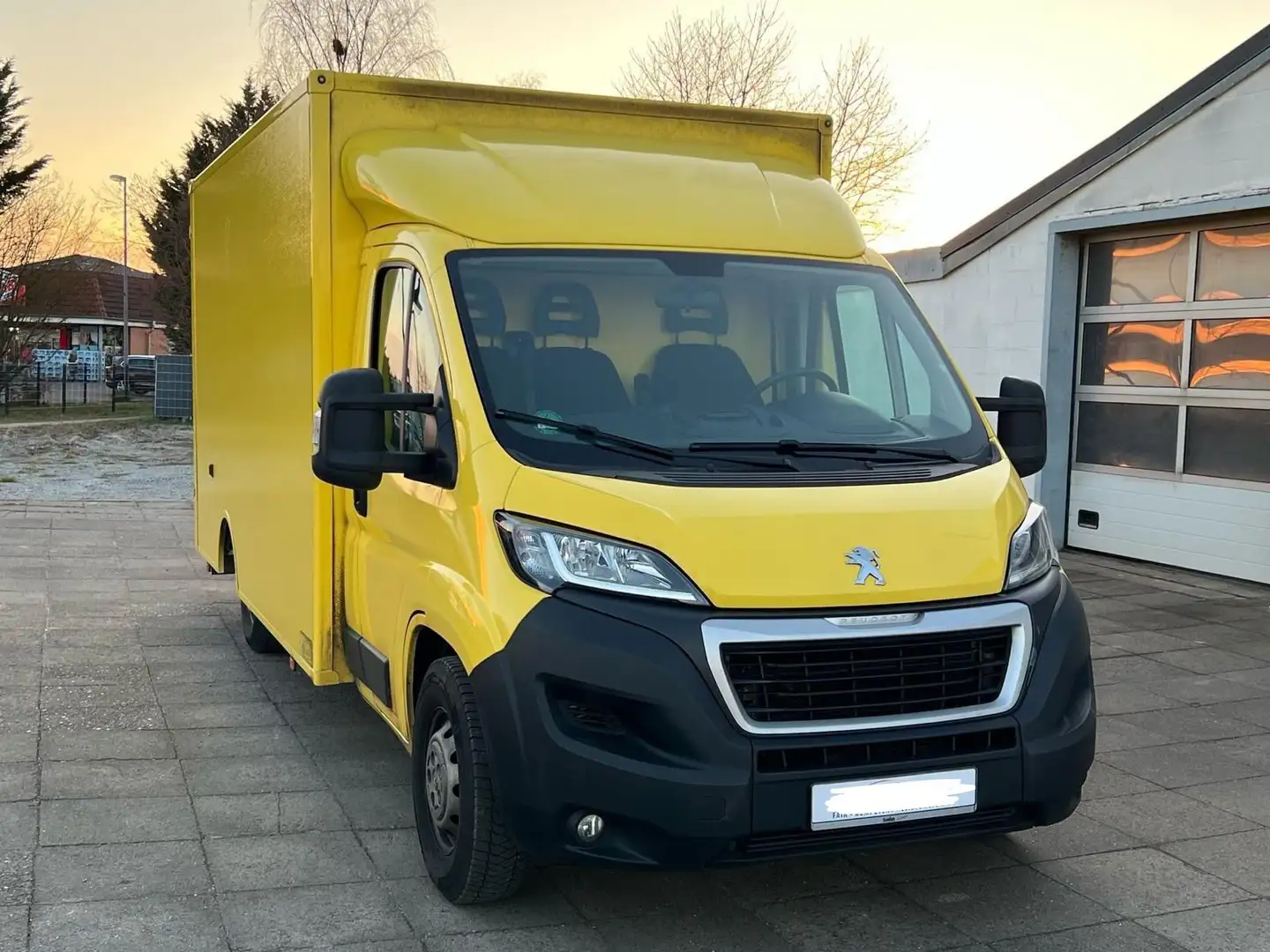 Peugeot Boxer 435 L4 Koffer/Luftfahrwerk/1.HD/ATM/MwSt Weiß - 1