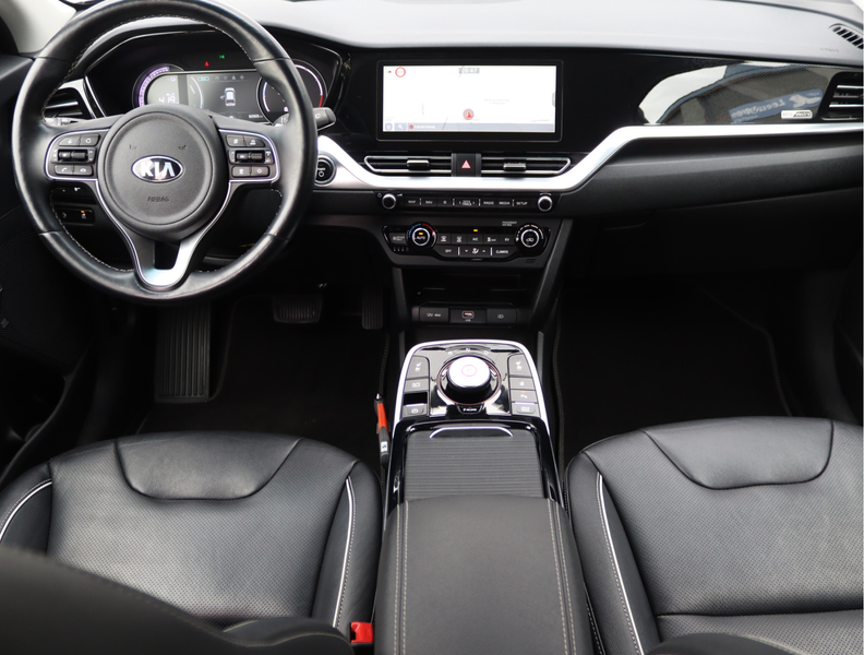 Kia e-Niro ExecutiveLine 64 kWh | Camera | Keyless | ACC | Or — photo 4