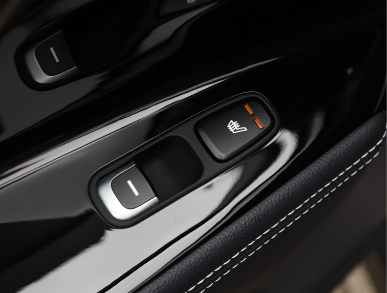 Kia e-Niro ExecutiveLine 64 kWh | Camera | Keyless | ACC | Or — photo 28
