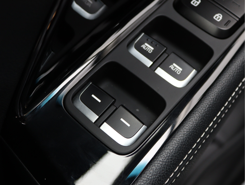Kia e-Niro ExecutiveLine 64 kWh | Camera | Keyless | ACC | Or — photo 31