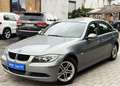BMW 318 i Limo 1.Vorbesitzer/98.000Km/TOP/Scheckheft - thumbnail 1
