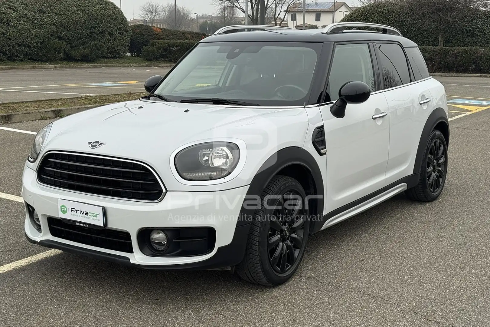 MINI Cooper D Countryman Mini 2.0 Cooper D Hype Countryman Blanc - 1