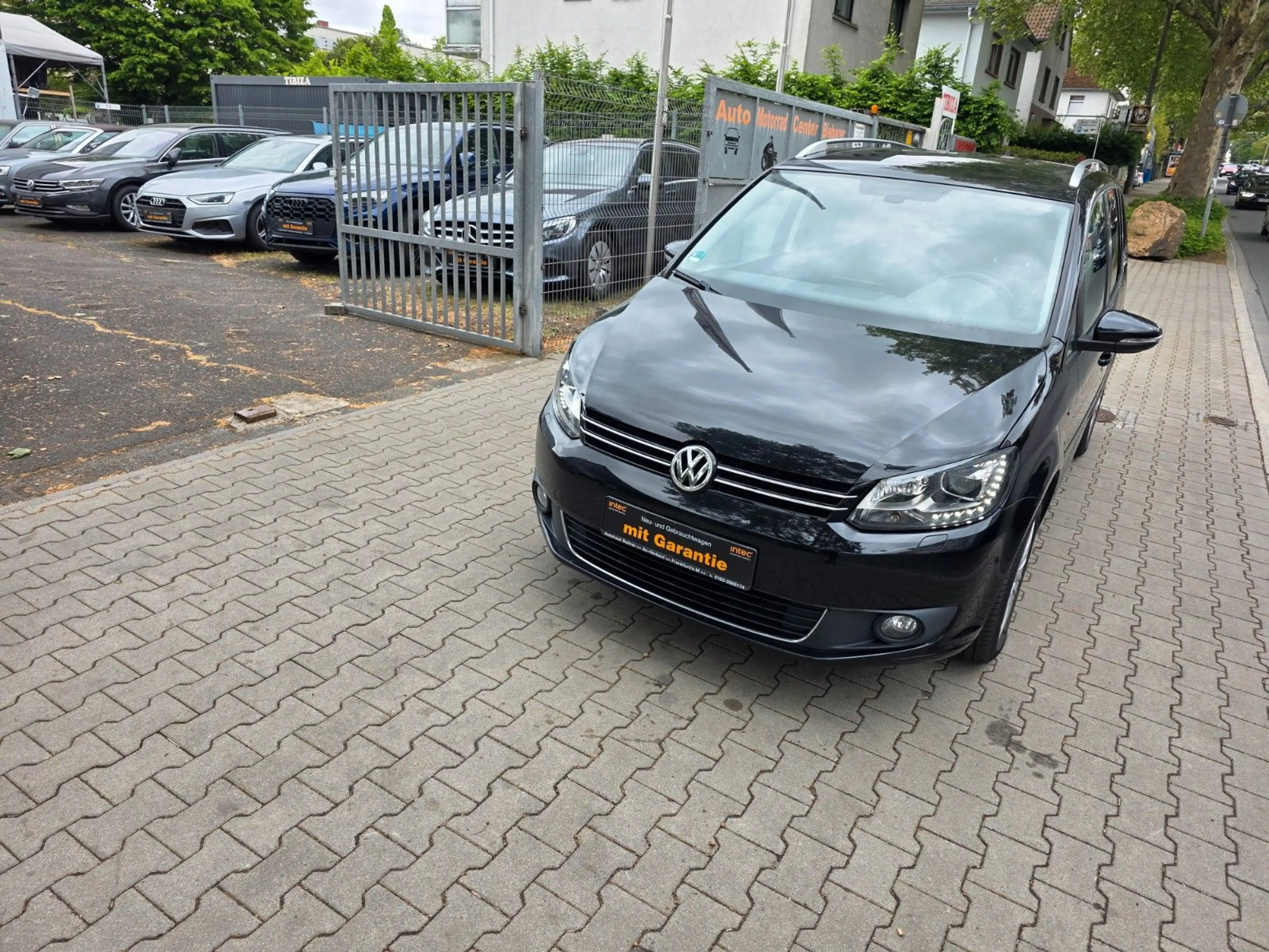 Volkswagen Touran Cup BMT Autom,Klimaauto,PDC,MFL,PDC,NAVI — photo 4