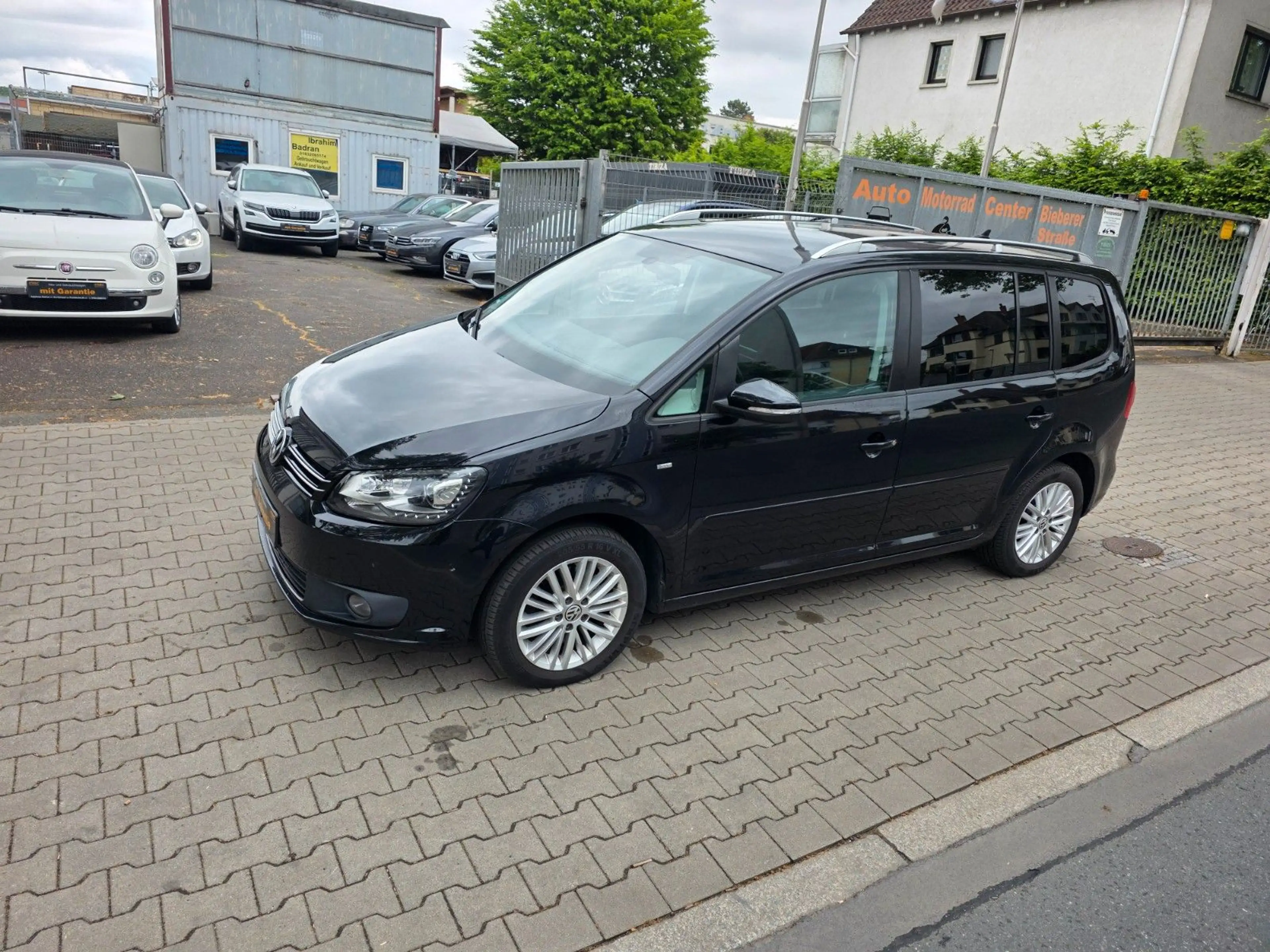 Volkswagen Touran Cup BMT Autom,Klimaauto,PDC,MFL,PDC,NAVI — photo 2