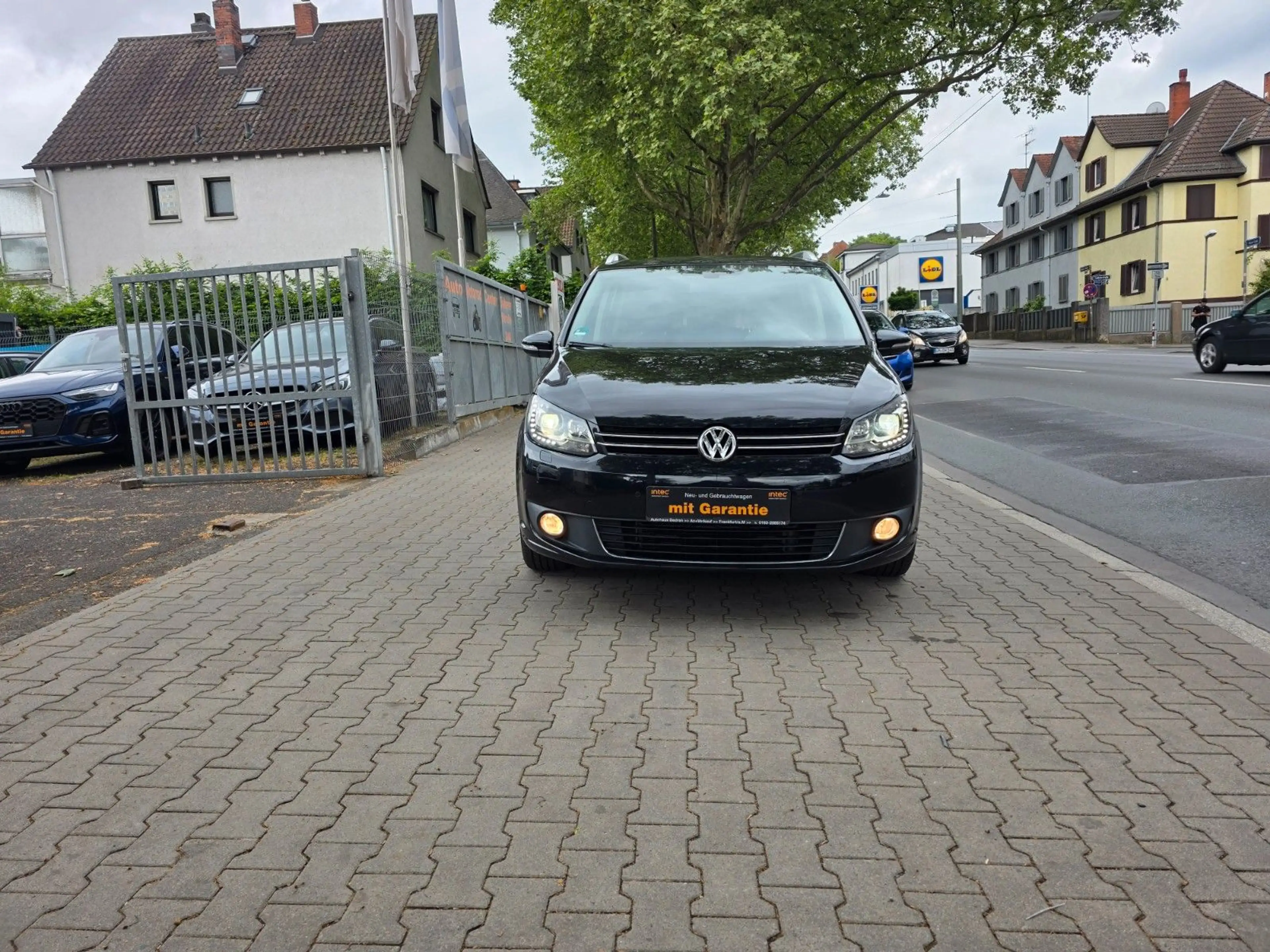 Volkswagen Touran Cup BMT Autom,Klimaauto,PDC,MFL,PDC,NAVI — photo 7