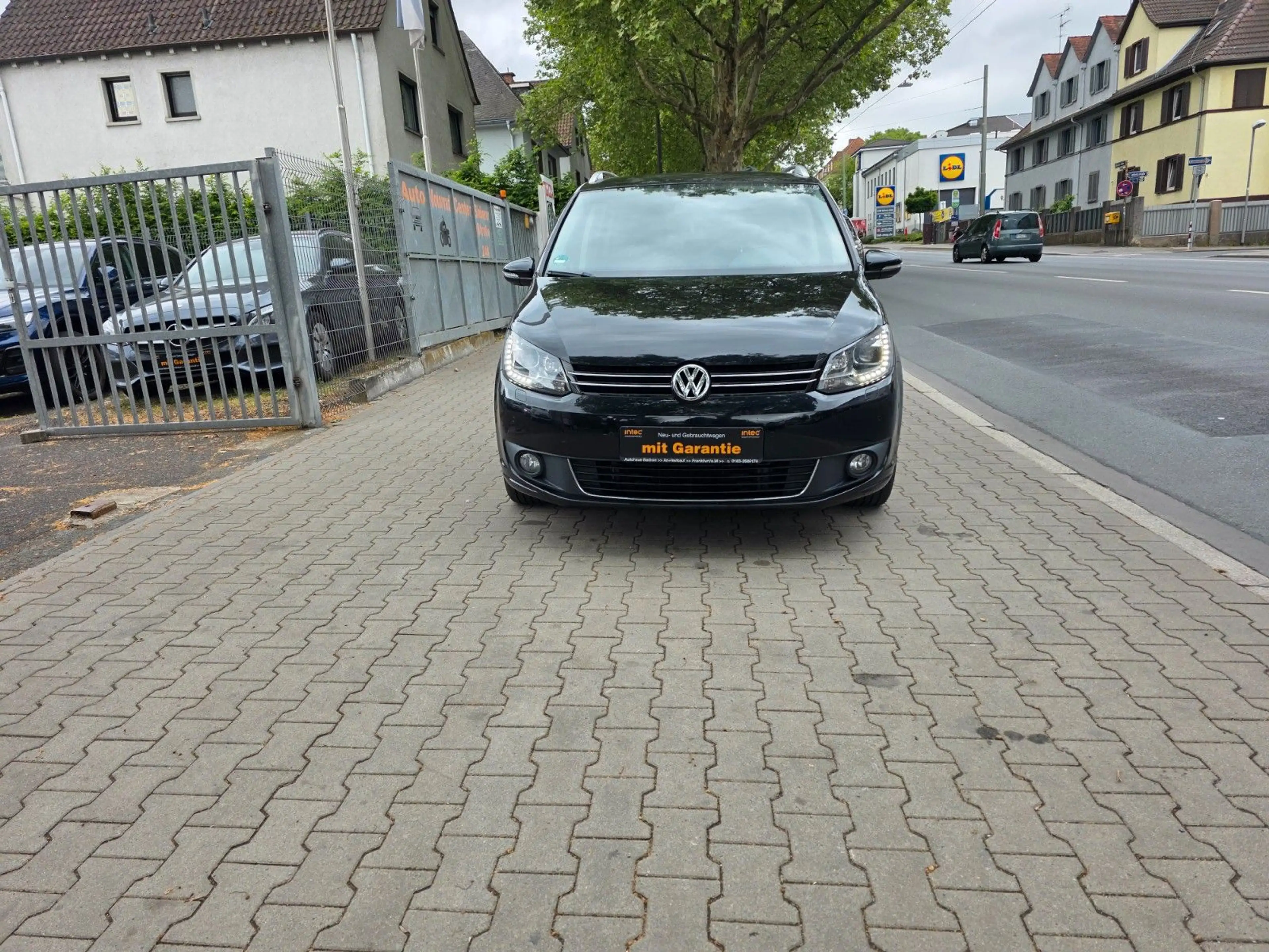 Volkswagen Touran Cup BMT Autom,Klimaauto,PDC,MFL,PDC,NAVI
