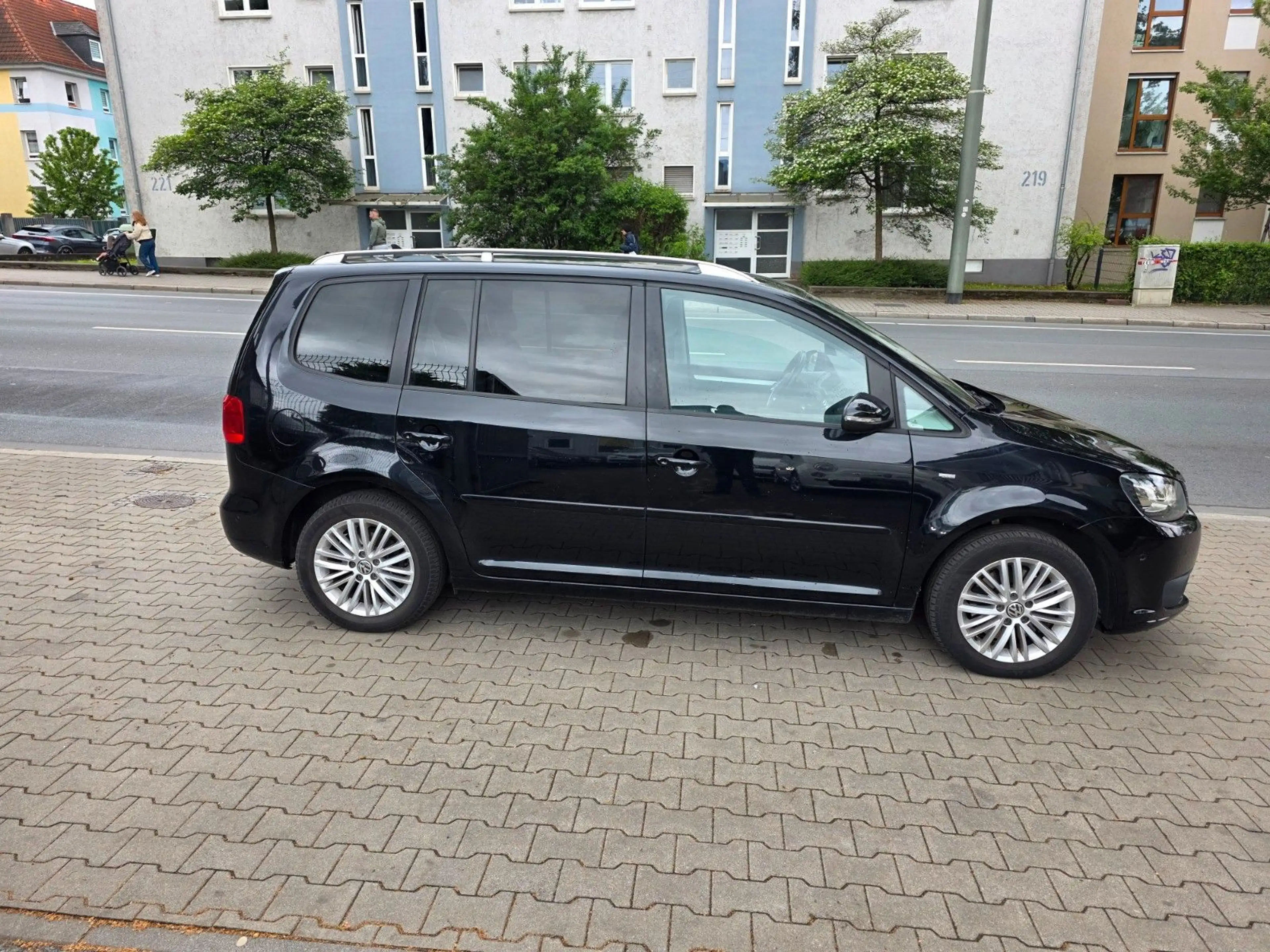Volkswagen Touran Cup BMT Autom,Klimaauto,PDC,MFL,PDC,NAVI — photo 8