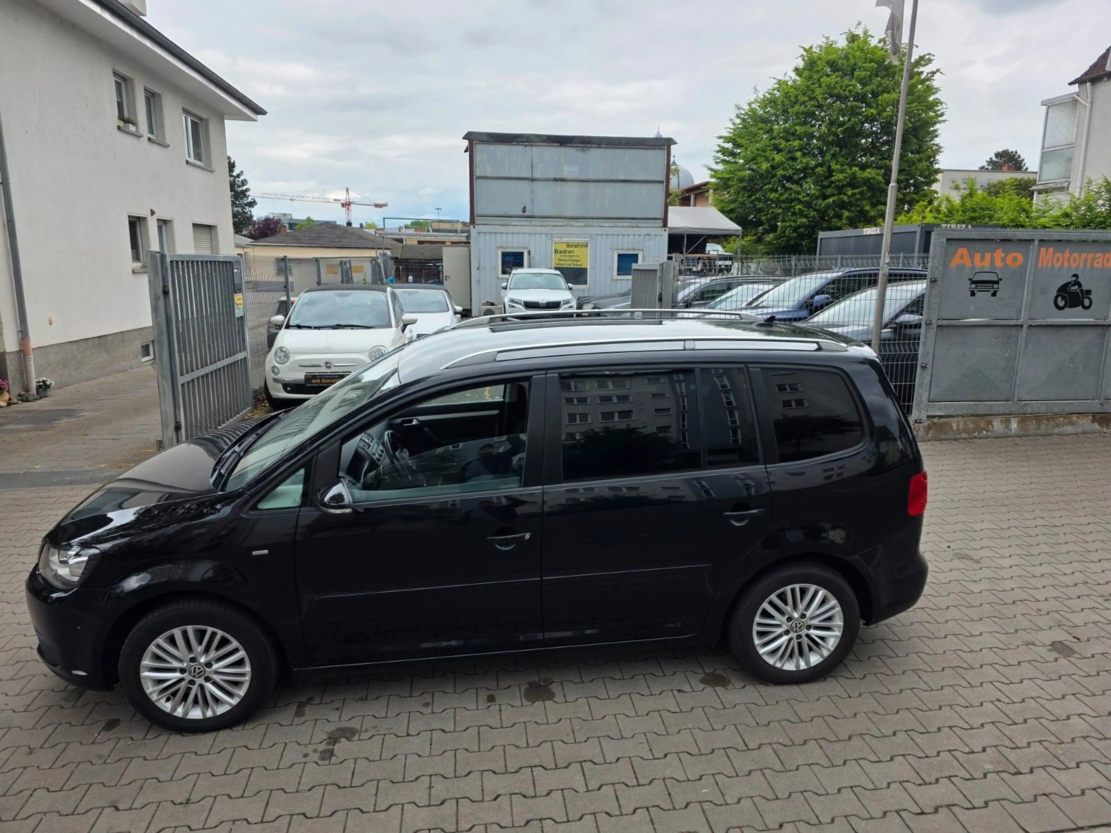 Volkswagen Touran Cup BMT Autom,Klimaauto,PDC,MFL,PDC,NAVI — photo 9