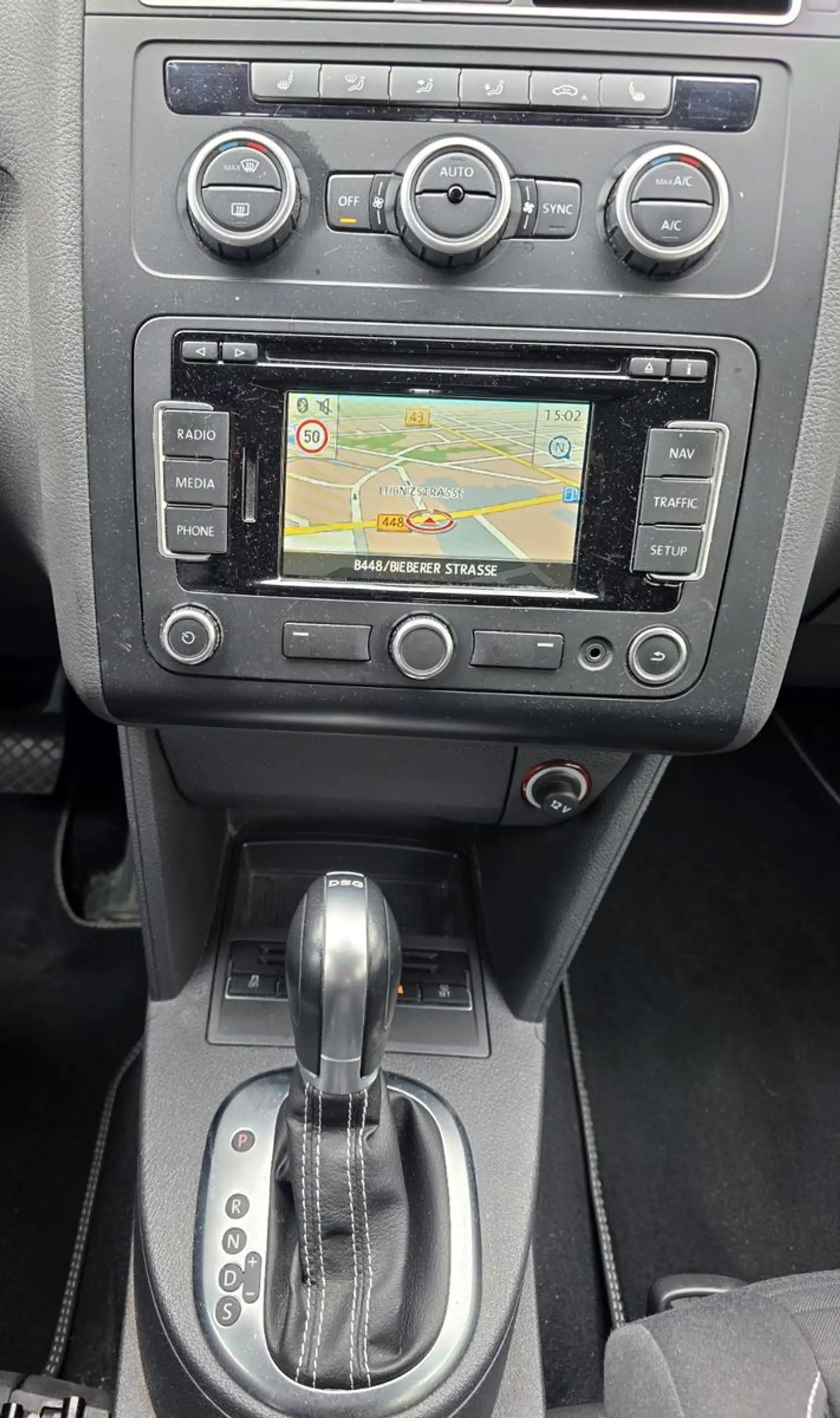 Volkswagen Touran Cup BMT Autom,Klimaauto,PDC,MFL,PDC,NAVI — photo 24