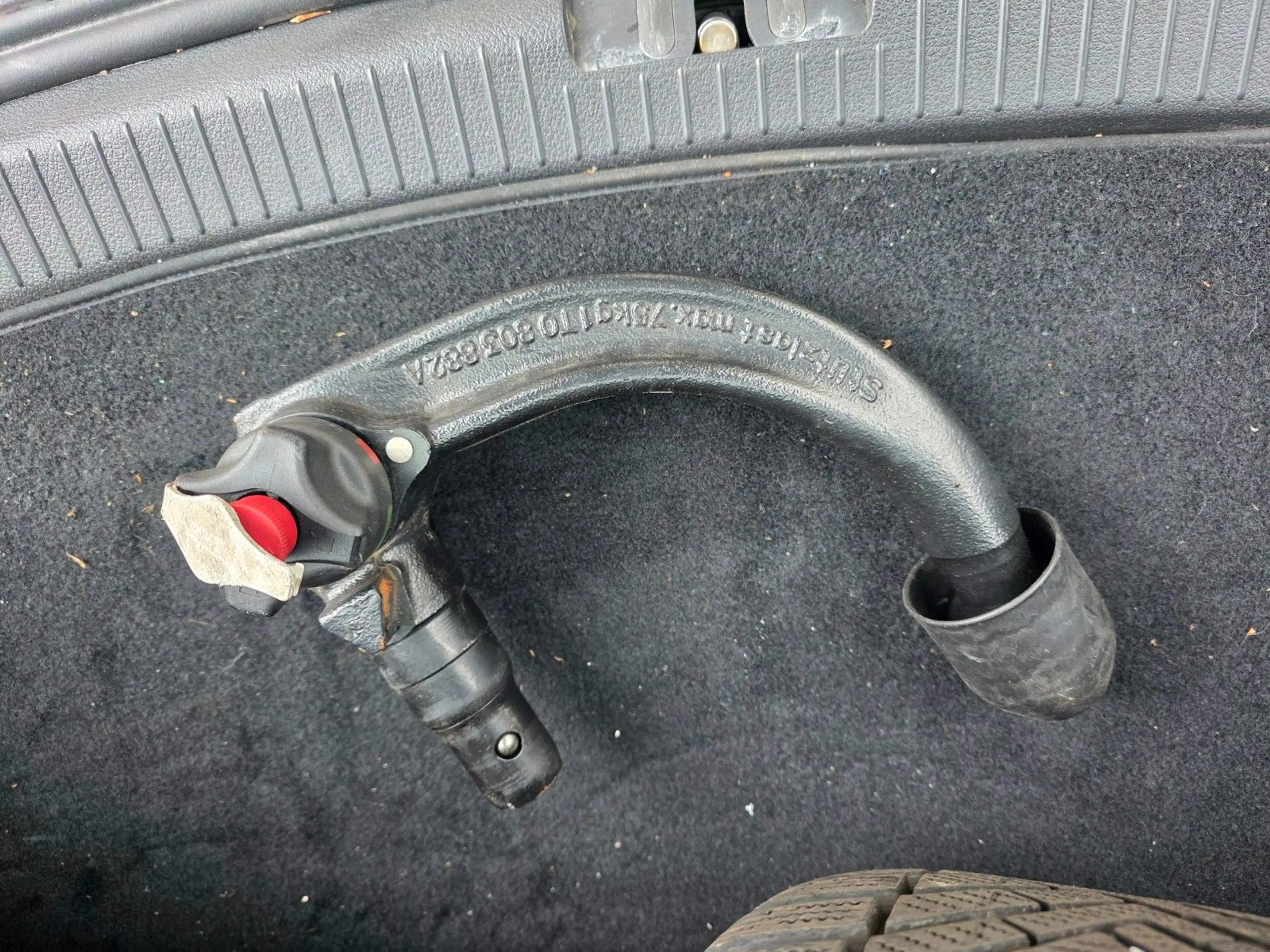 Volkswagen Touran Cup BMT Autom,Klimaauto,PDC,MFL,PDC,NAVI — photo 25