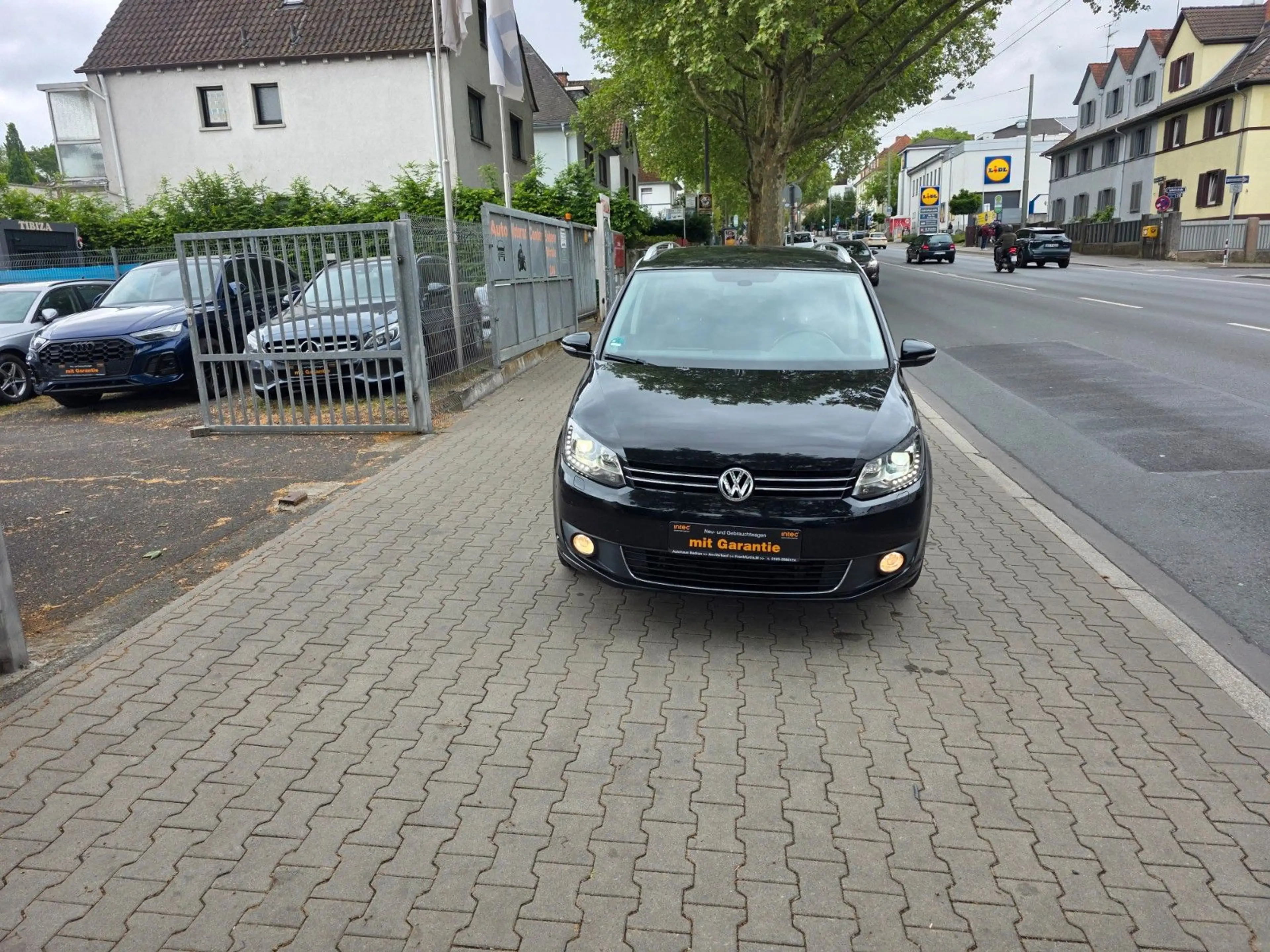 Volkswagen Touran Cup BMT Autom,Klimaauto,PDC,MFL,PDC,NAVI — photo 12