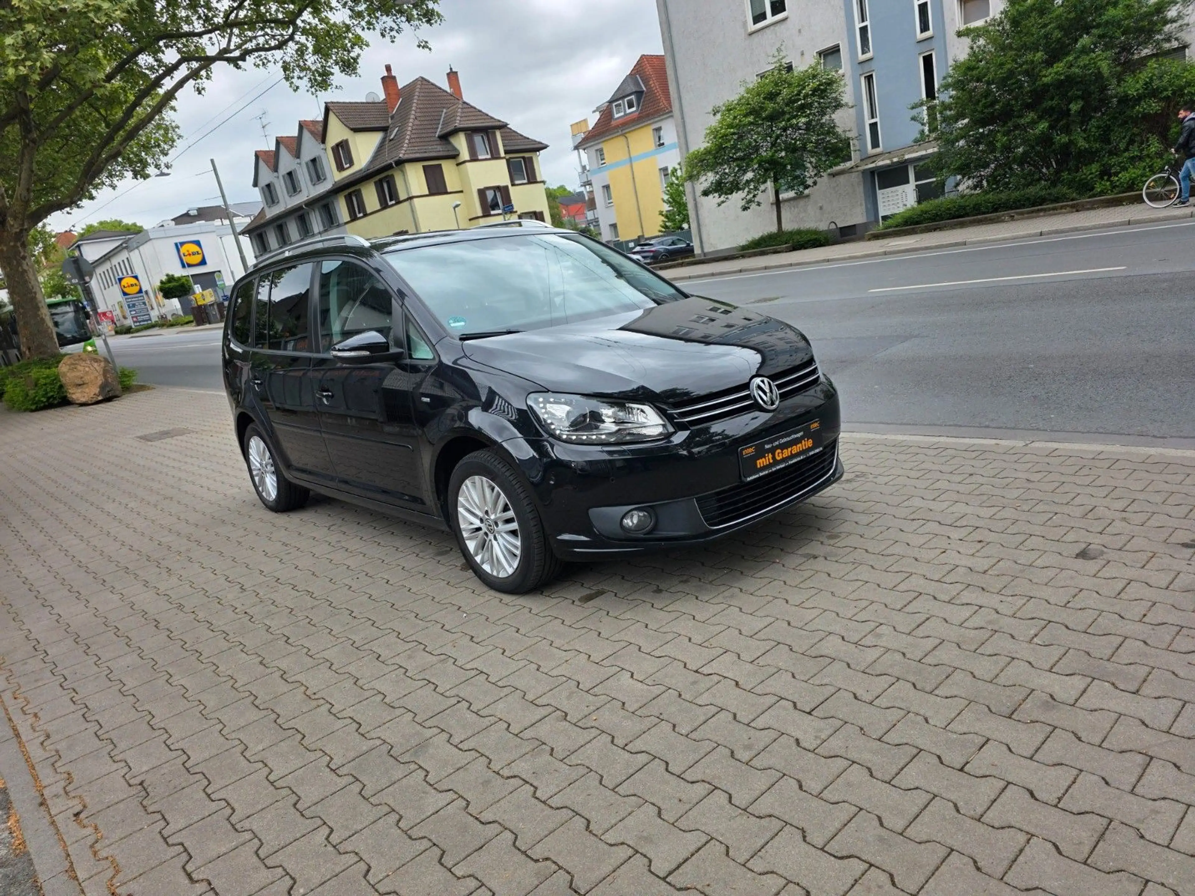 Volkswagen Touran Cup BMT Autom,Klimaauto,PDC,MFL,PDC,NAVI — photo 3