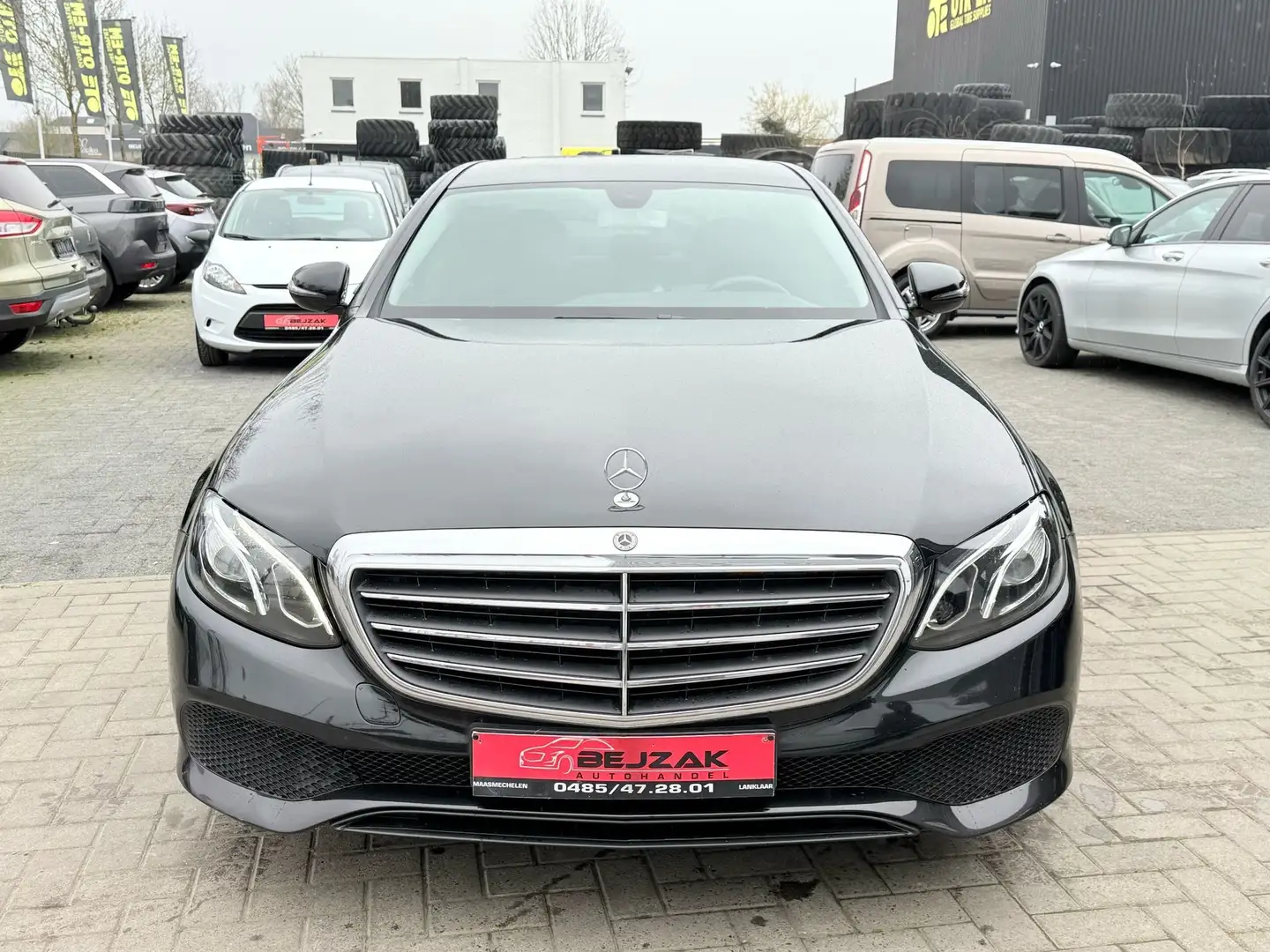 Mercedes-Benz E 200 d 9G-TRONIC Face-Lift - 2