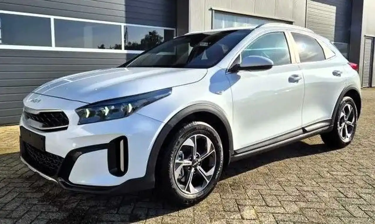Kia XCeed 1.6T DCT-7 Navi Klimaut Alu Privacy Shzg 3
