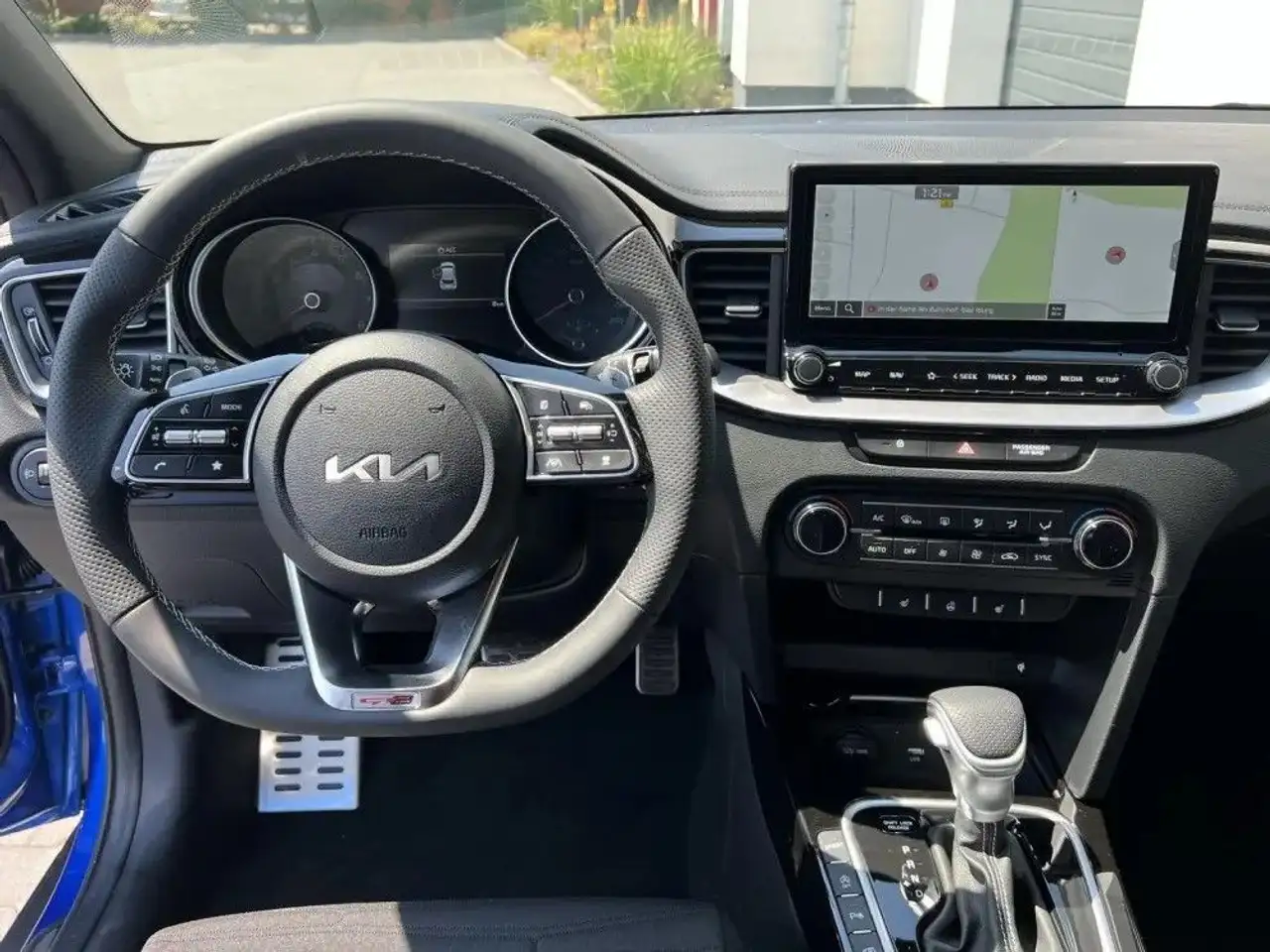 Kia XCeed 1.6T DCT-7 Navi Klimaut Alu Privacy Shzg 9