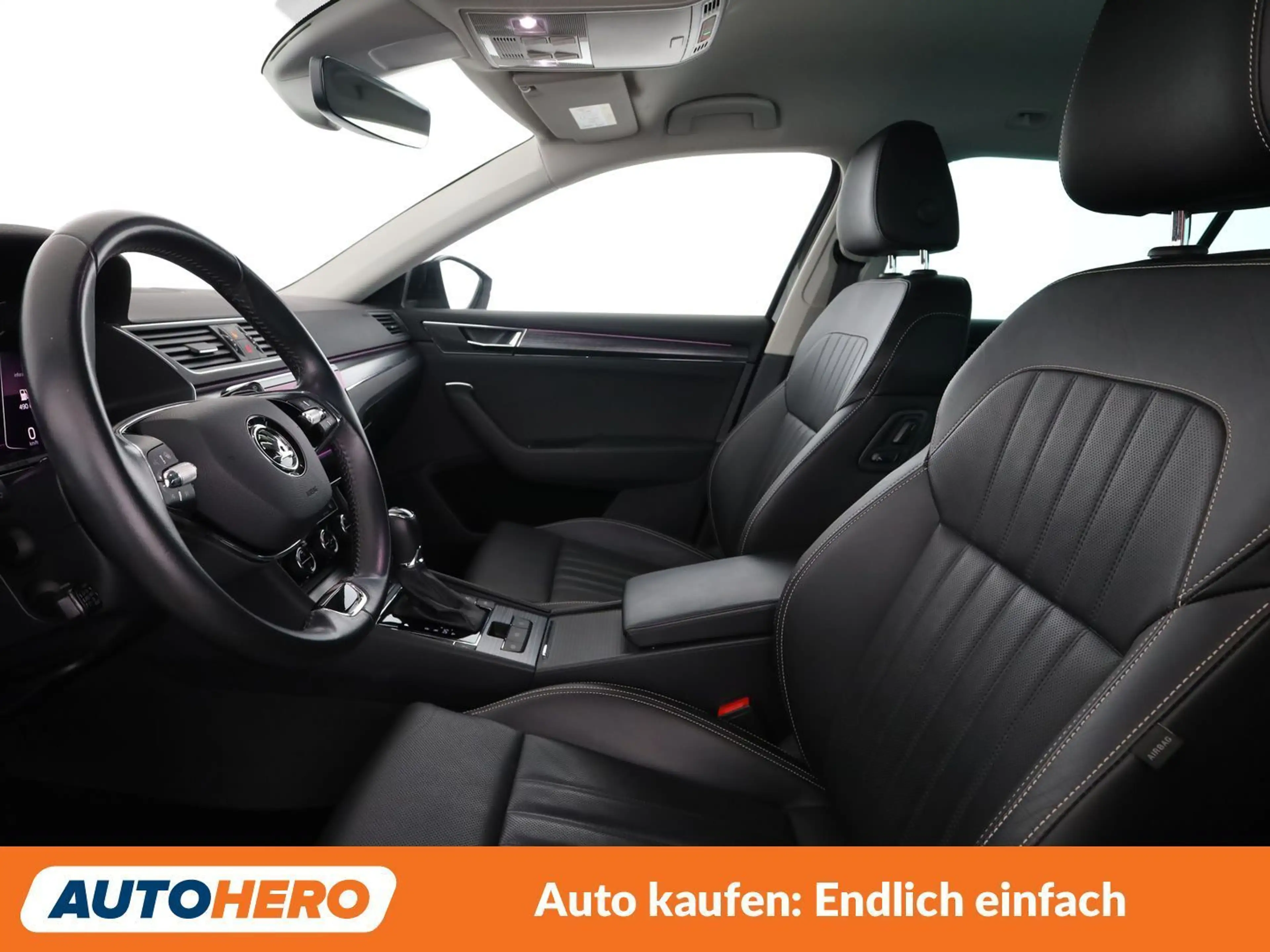 Skoda Superb 2.0 TDI Premium Edition — photo 10