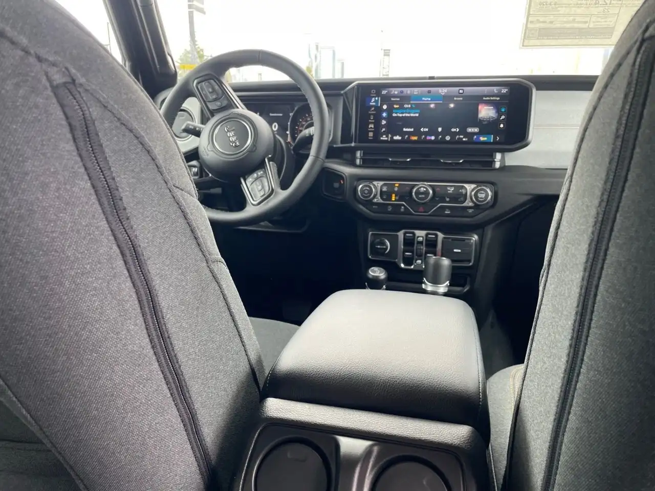 Jeep Gladiator снимка Jeep Gladiator