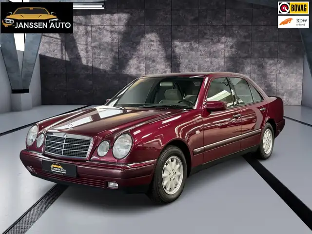 Mercedes-Benz E 200 Elegance | Airco | Concours staat | Geheel Origine