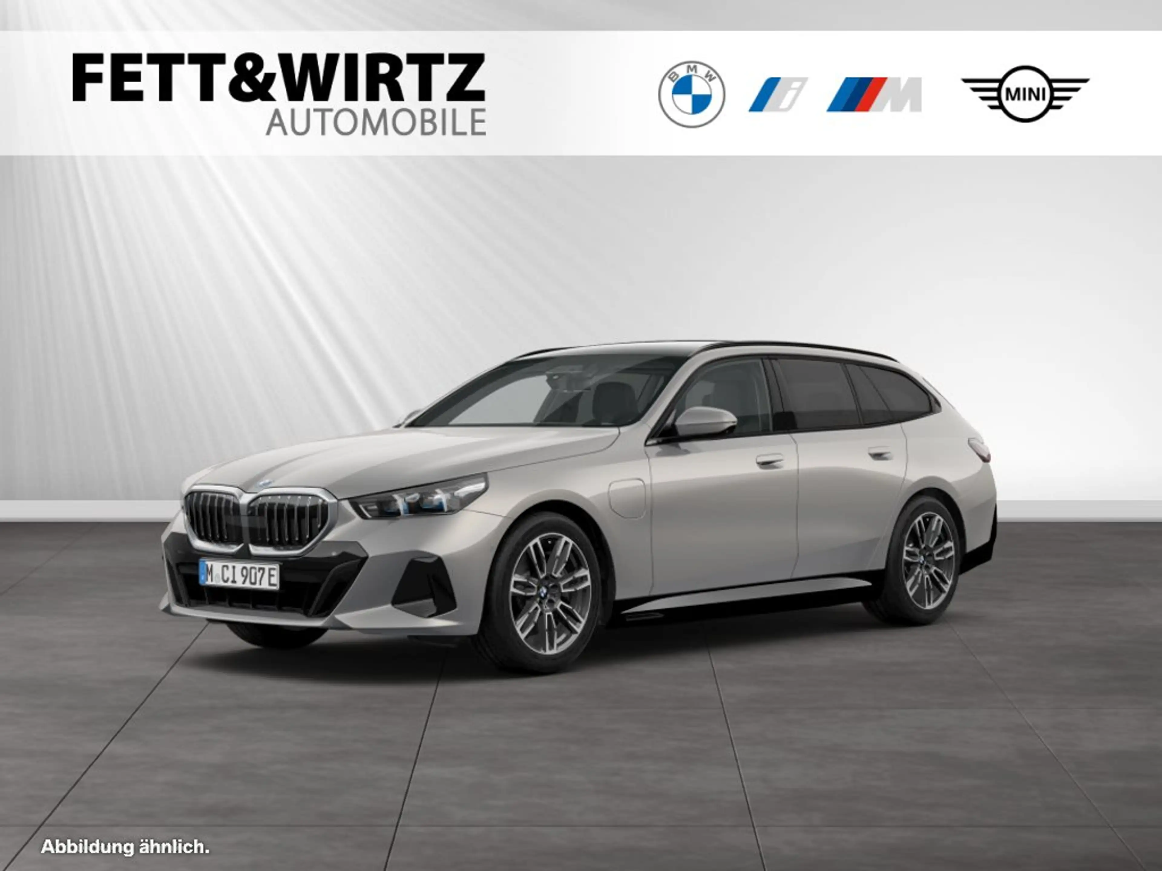 BMW 550 e xDrive Touring M Sport|AHK|Pano|Autobahnass.
