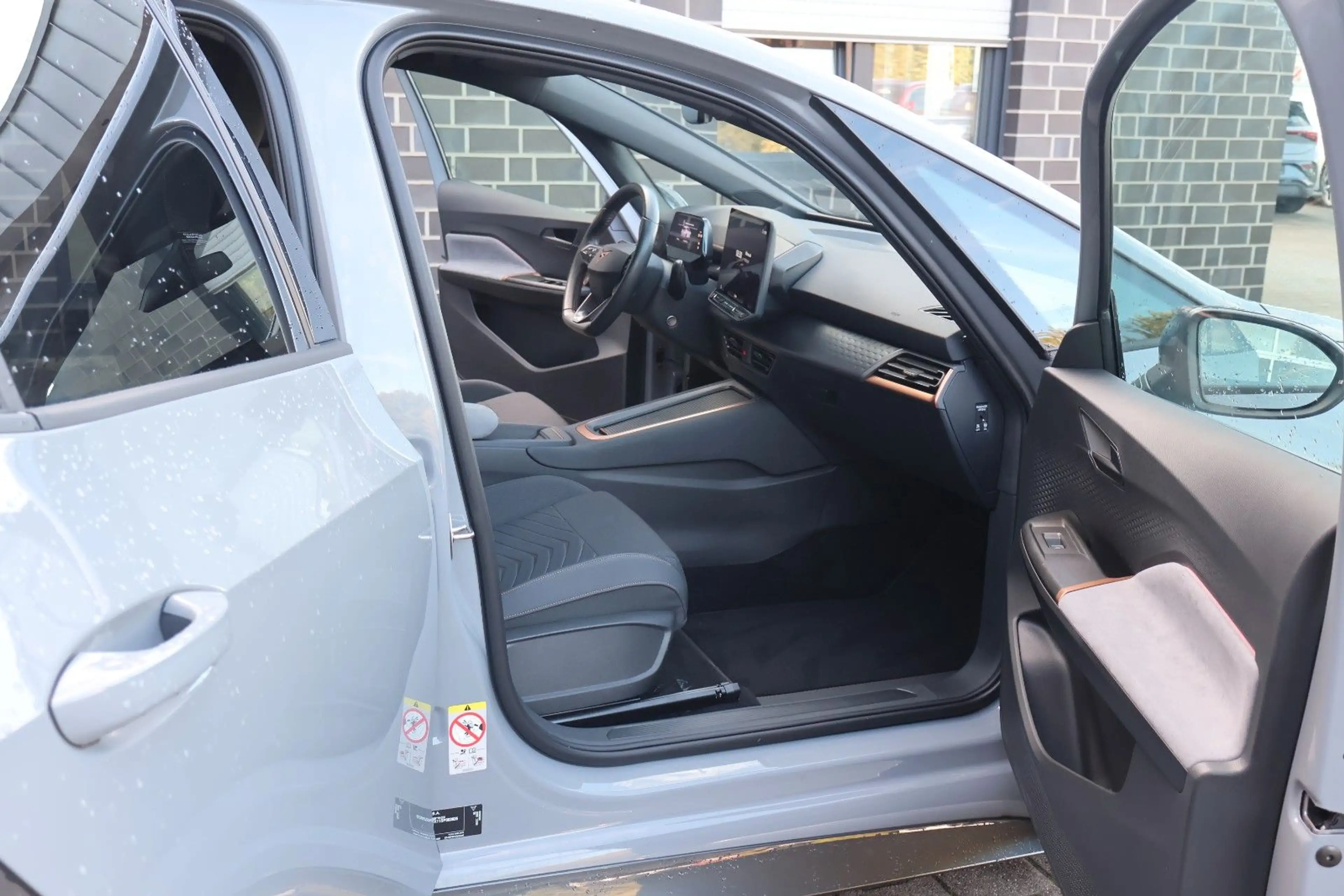 CUPRA Born 170 kW Top Zustand/Allwetterreifen — photo 16