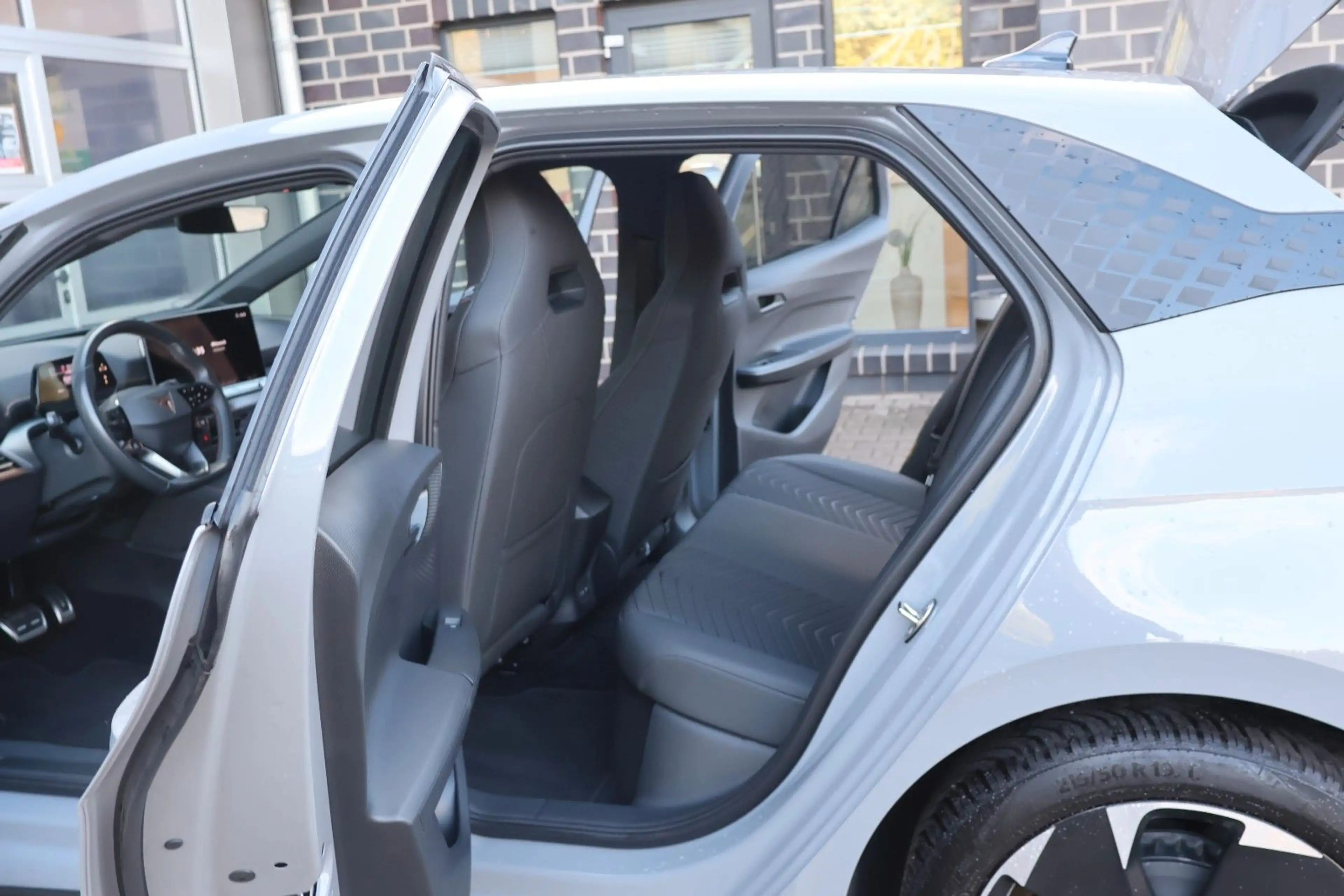 CUPRA Born 170 kW Top Zustand/Allwetterreifen — photo 47