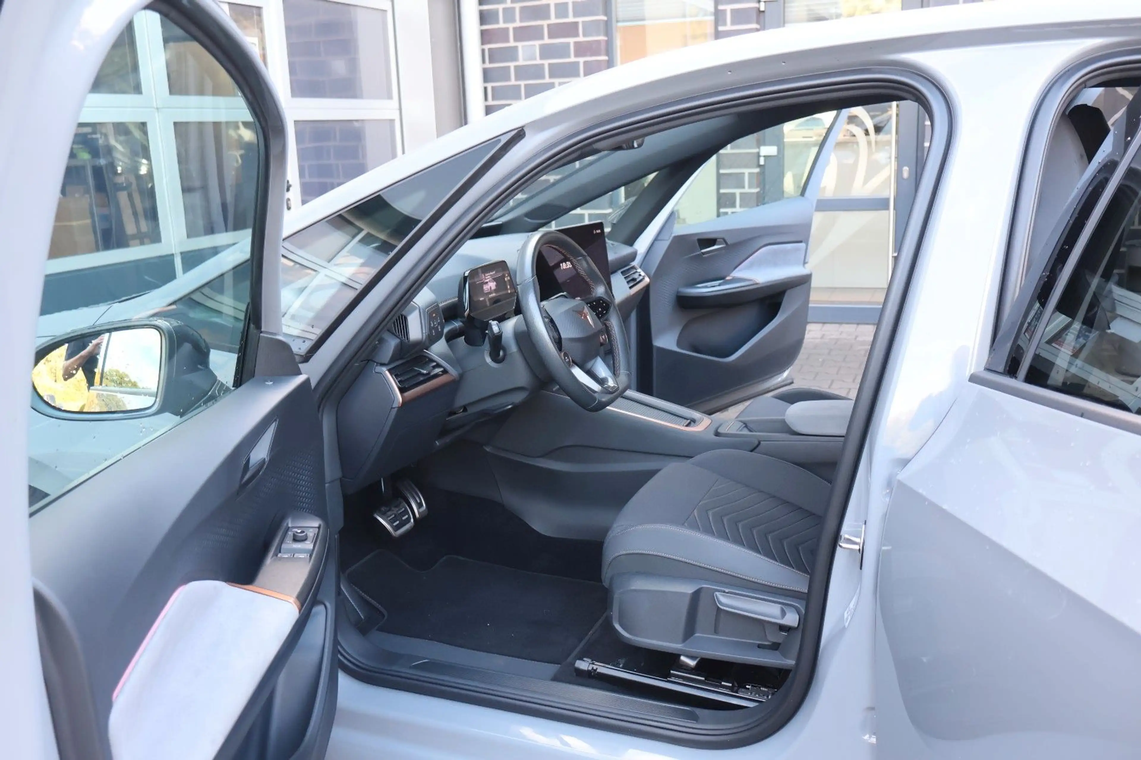 CUPRA Born 170 kW Top Zustand/Allwetterreifen — photo 46