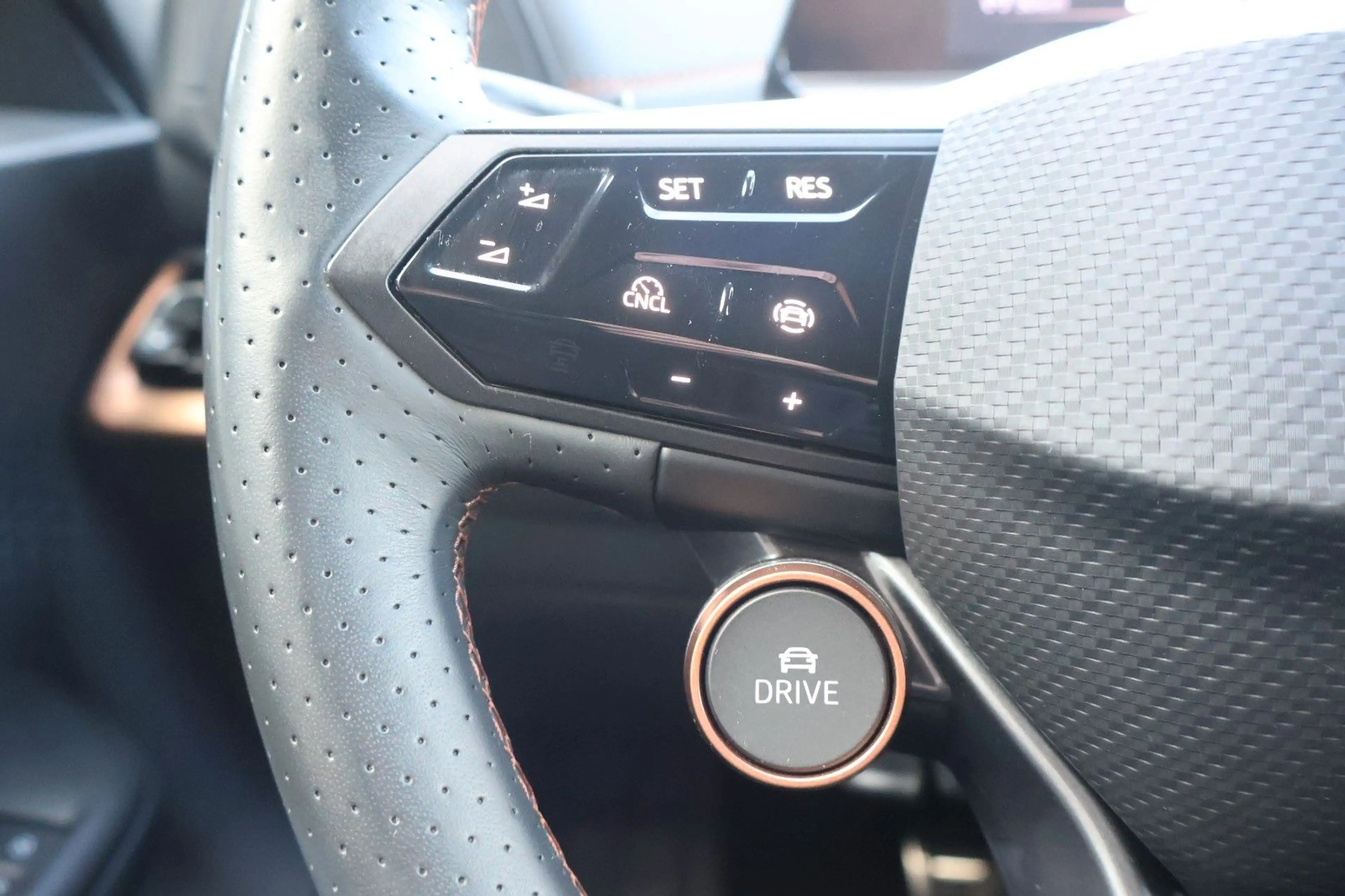 CUPRA Born 170 kW Top Zustand/Allwetterreifen — photo 21