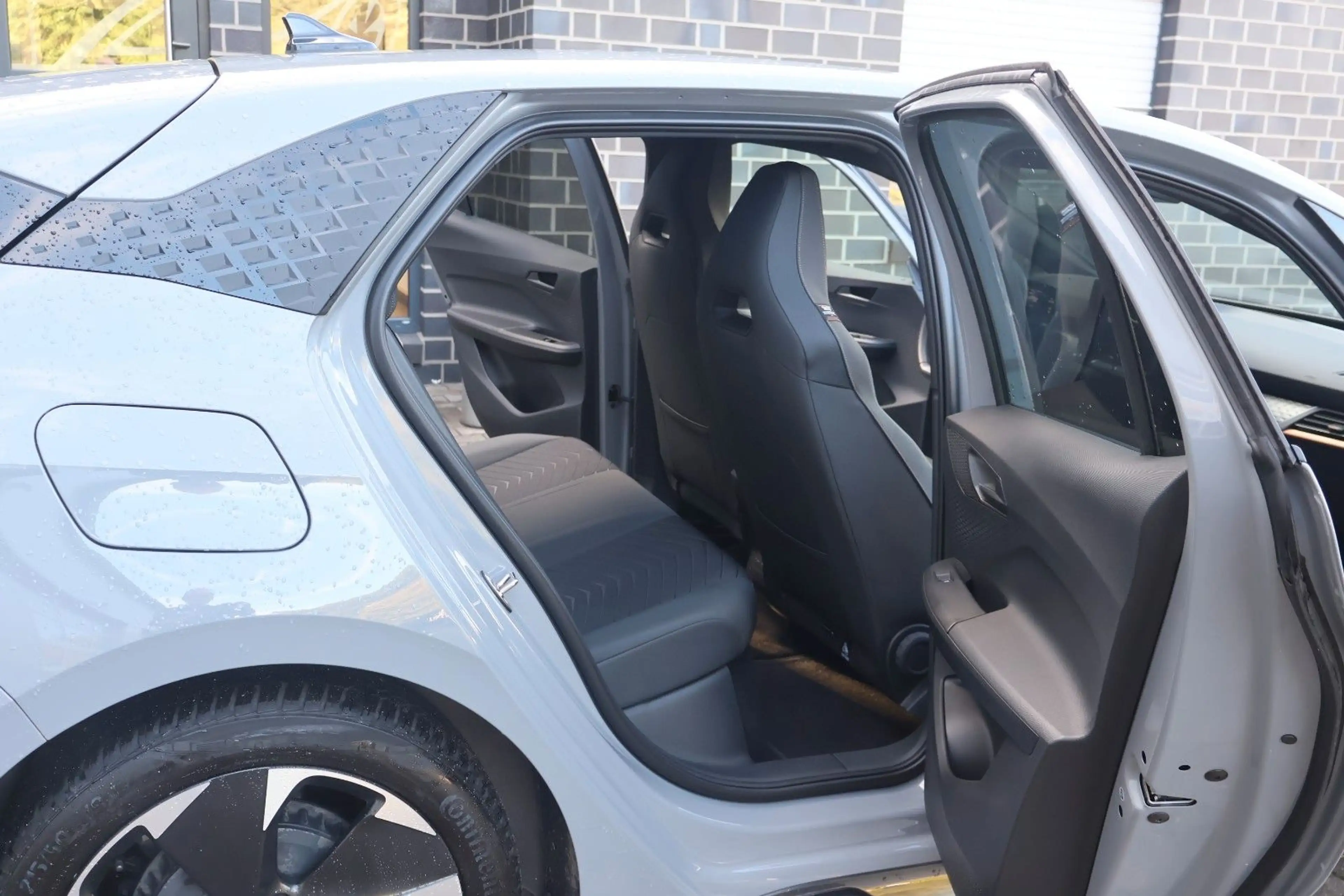 CUPRA Born 170 kW Top Zustand/Allwetterreifen — photo 17