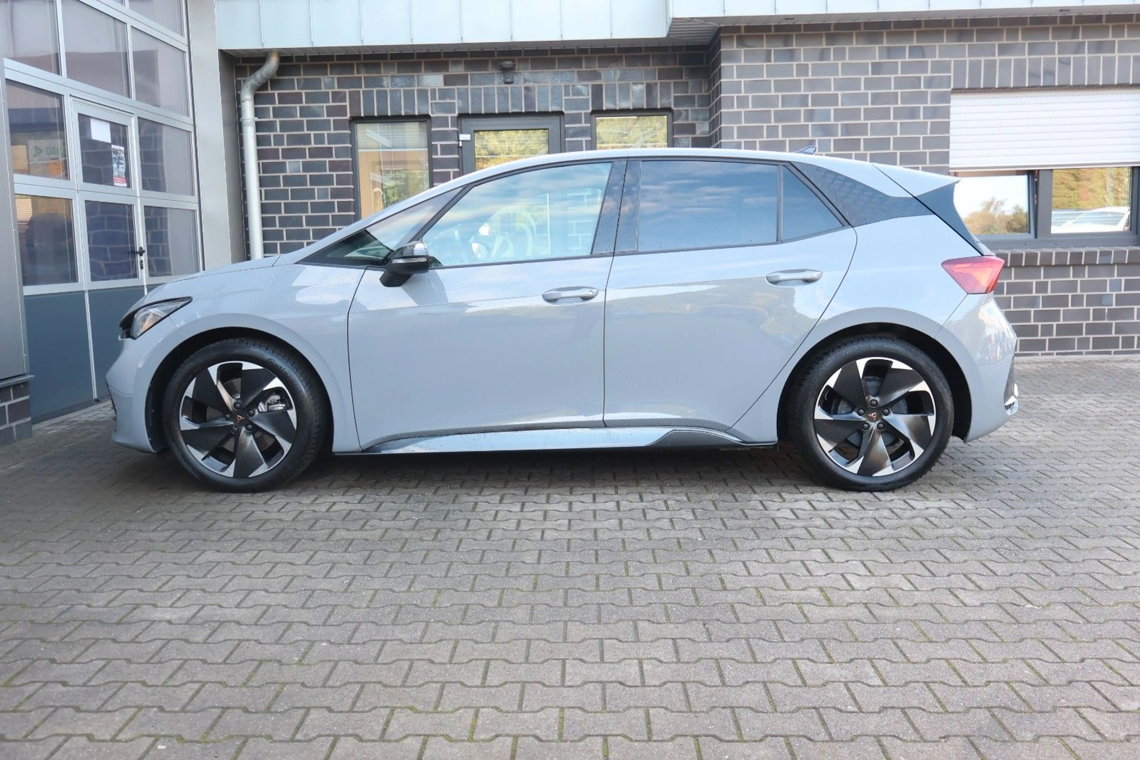CUPRA Born 170 kW Top Zustand/Allwetterreifen — photo 40