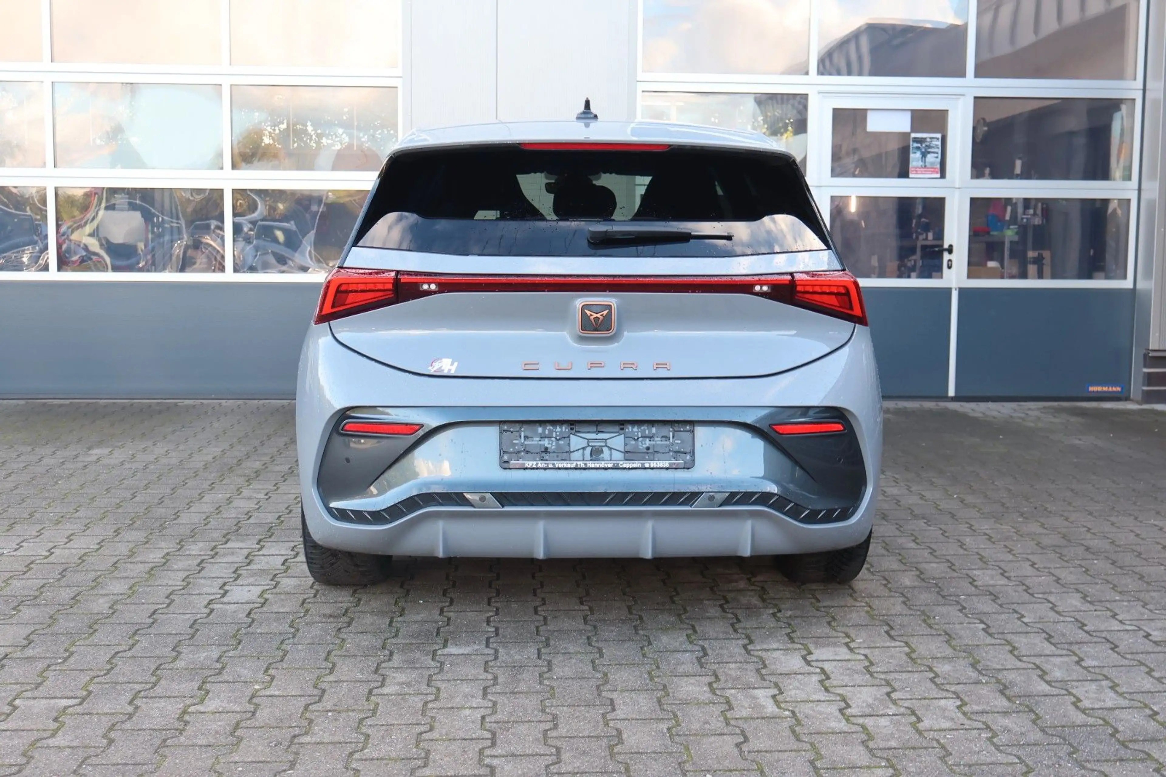 CUPRA Born 170 kW Top Zustand/Allwetterreifen — photo 38